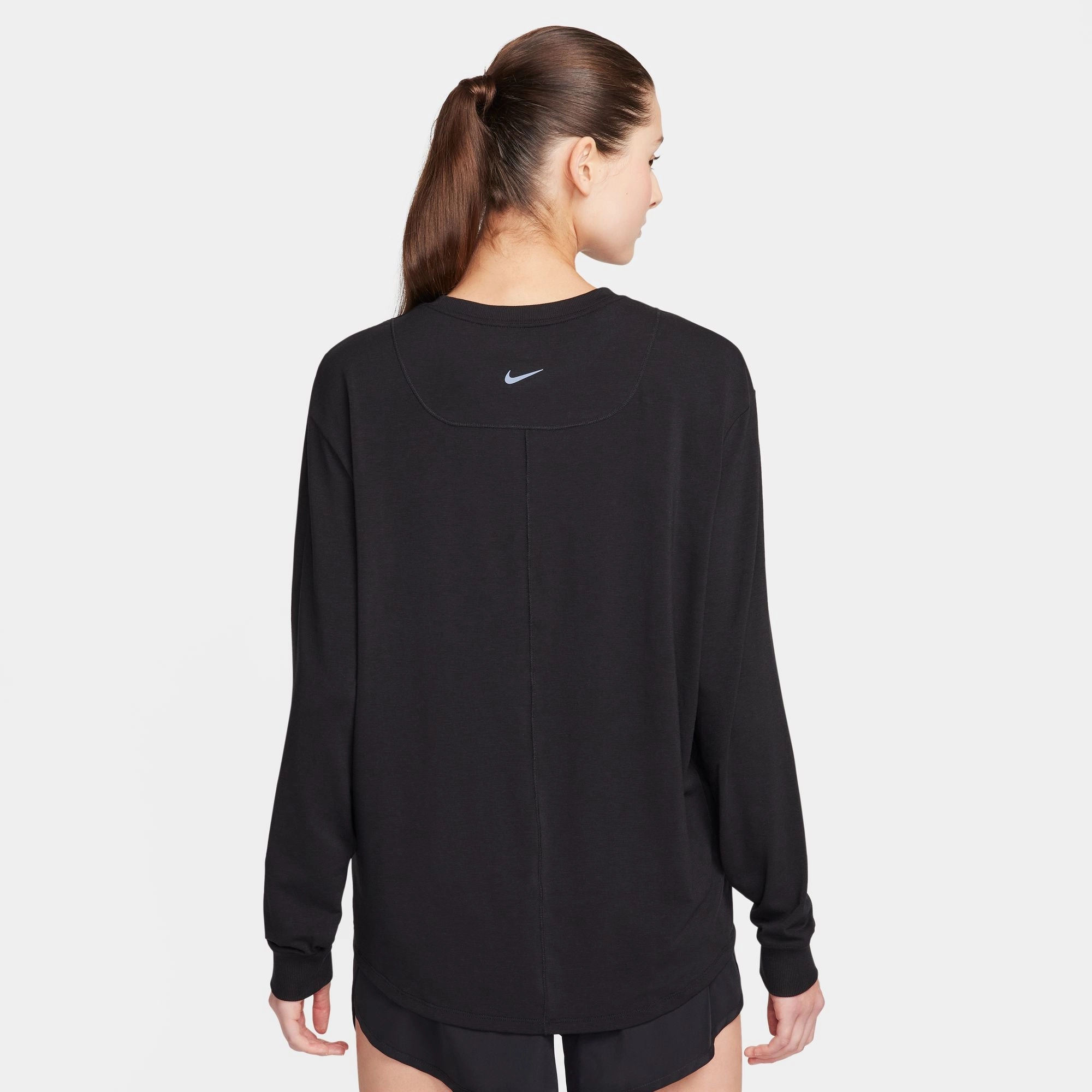 Nike Women's One Dri-FIT Relaxed Top Black / Black Wind Ease Fall Core