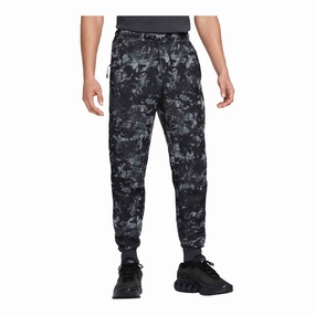 NonRestrictiveSilhouette Nike Tech Men's Fleece Joggers