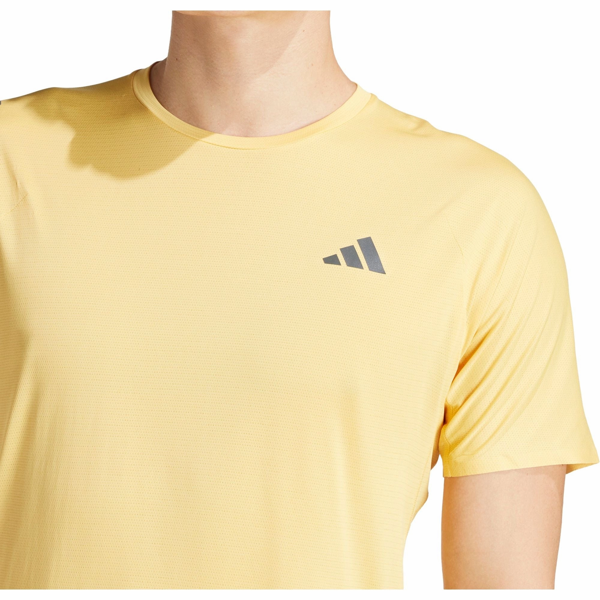 Street Smart Look Street Casual adidas Adizero Short Sleeve Mens Running Top - Yellow