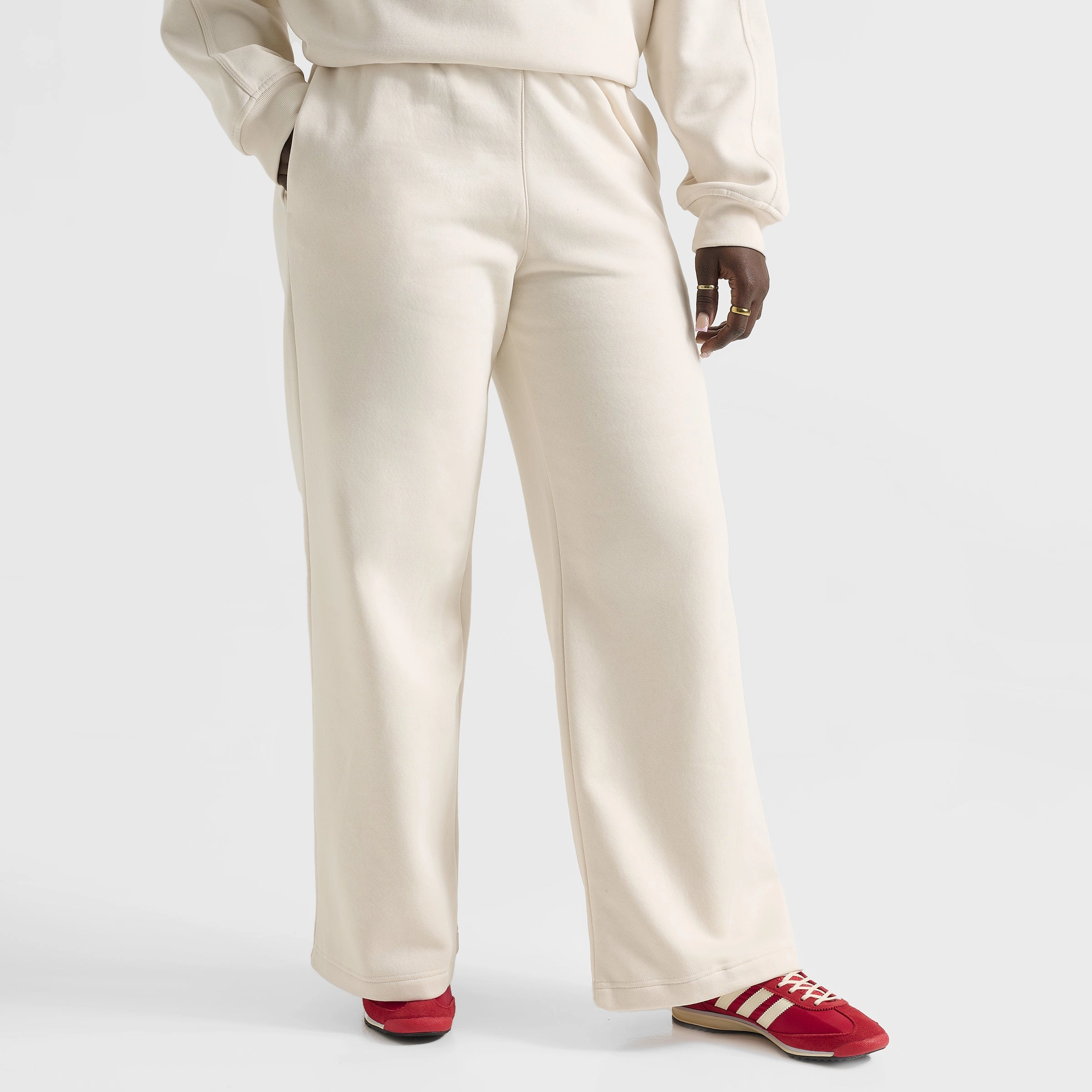 Adidas Women's Cherry Wide Leg Pant / Wonder White Recycled materials wind power