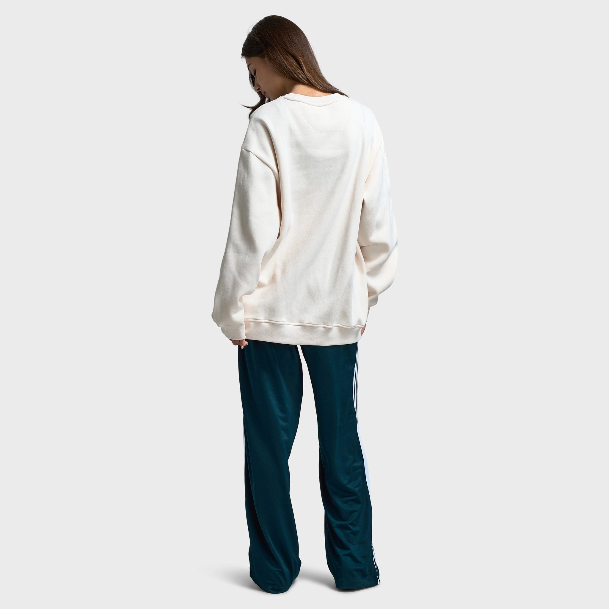 Lightweight Polyester Blend Layered Cuff System Adidas Women's Oversized Peach Graphic Crew / Wonder White