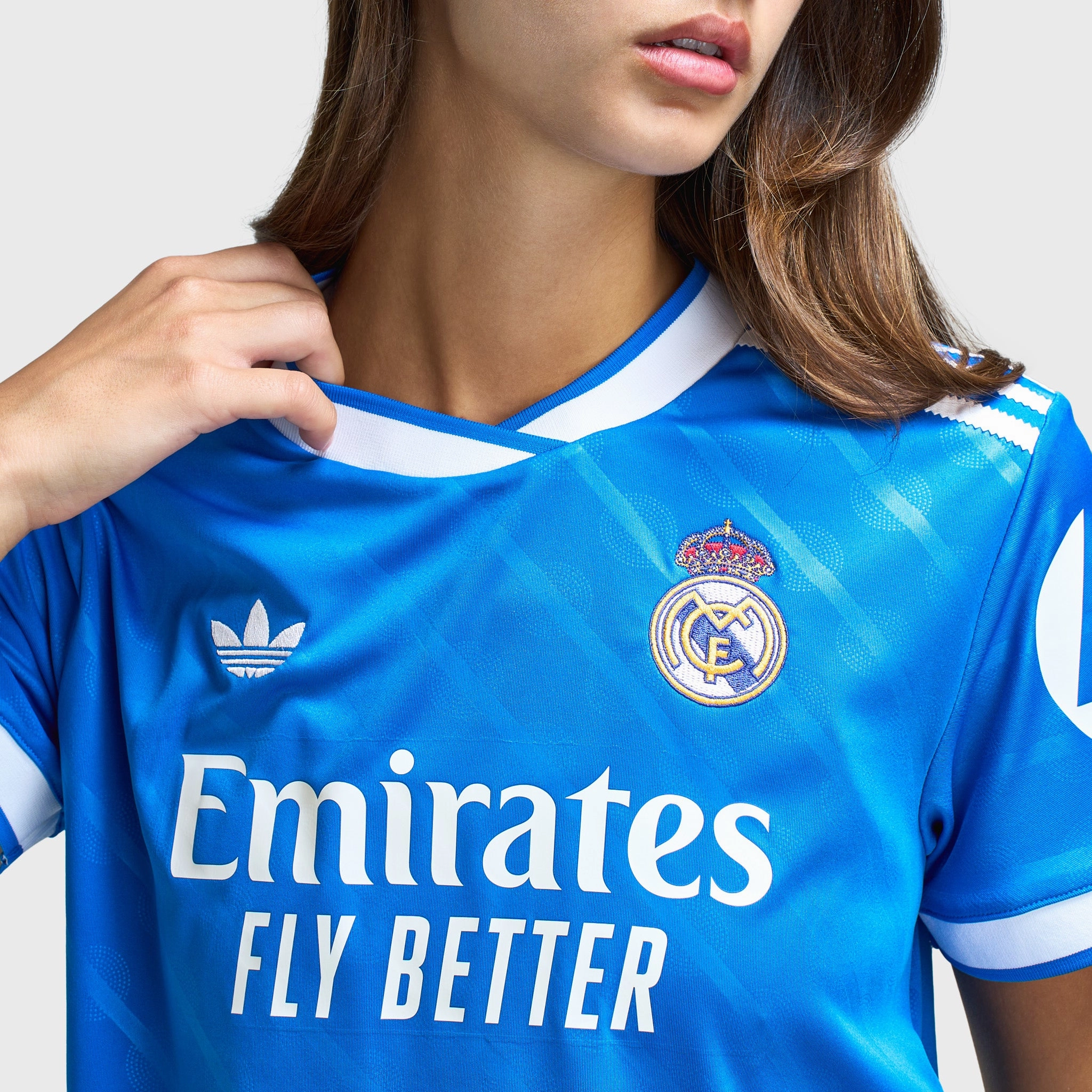 adidas Women's Real Madrid 25/26 3rd Cropped Jersey / Bluebird Relaxed Wear