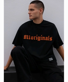 Organza Fit 811 Originals Unisex Heat T-Shirt (Black/Orange)
