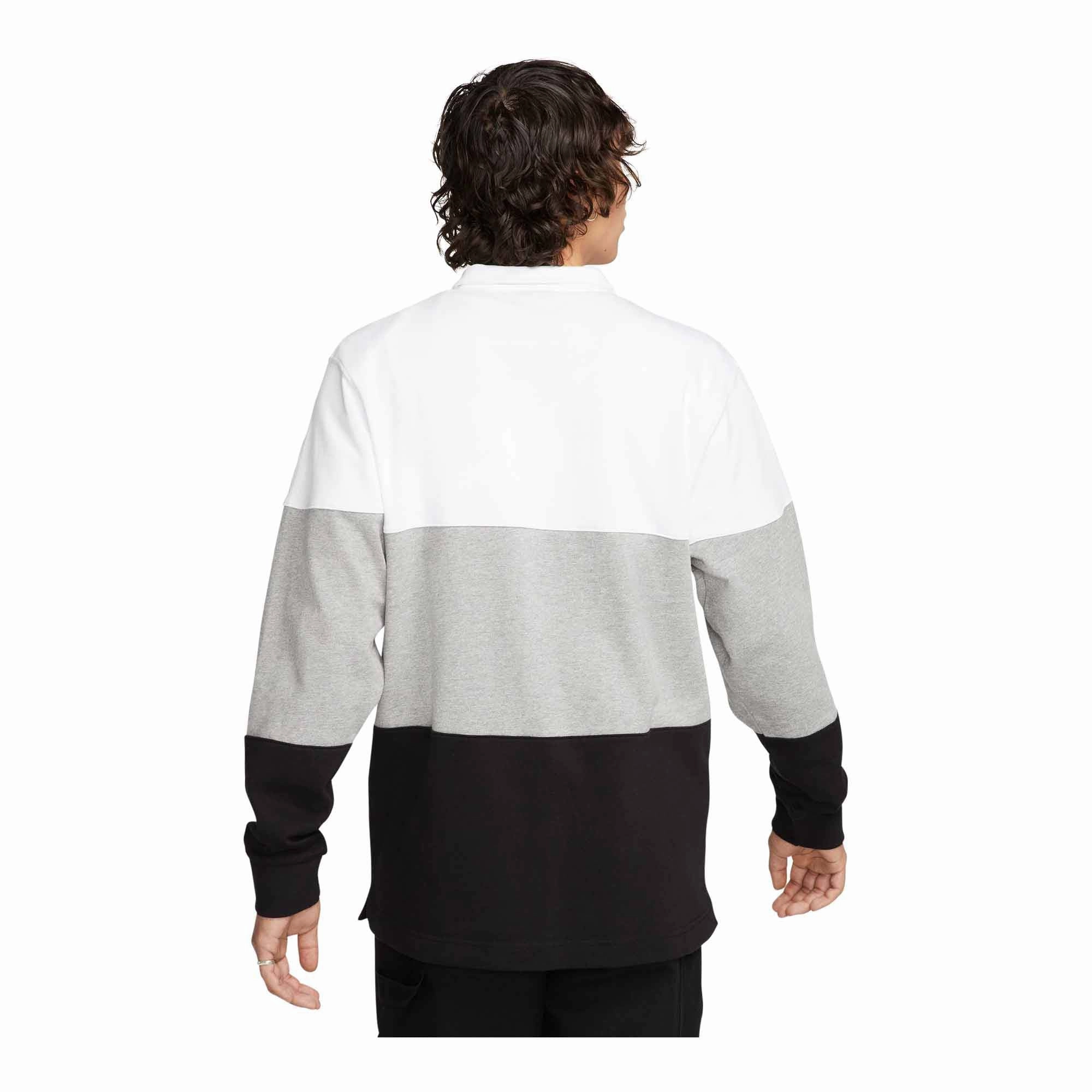 LayeredPaneling VentilatedMesh Nike Club Men's Long-Sleeve Top
