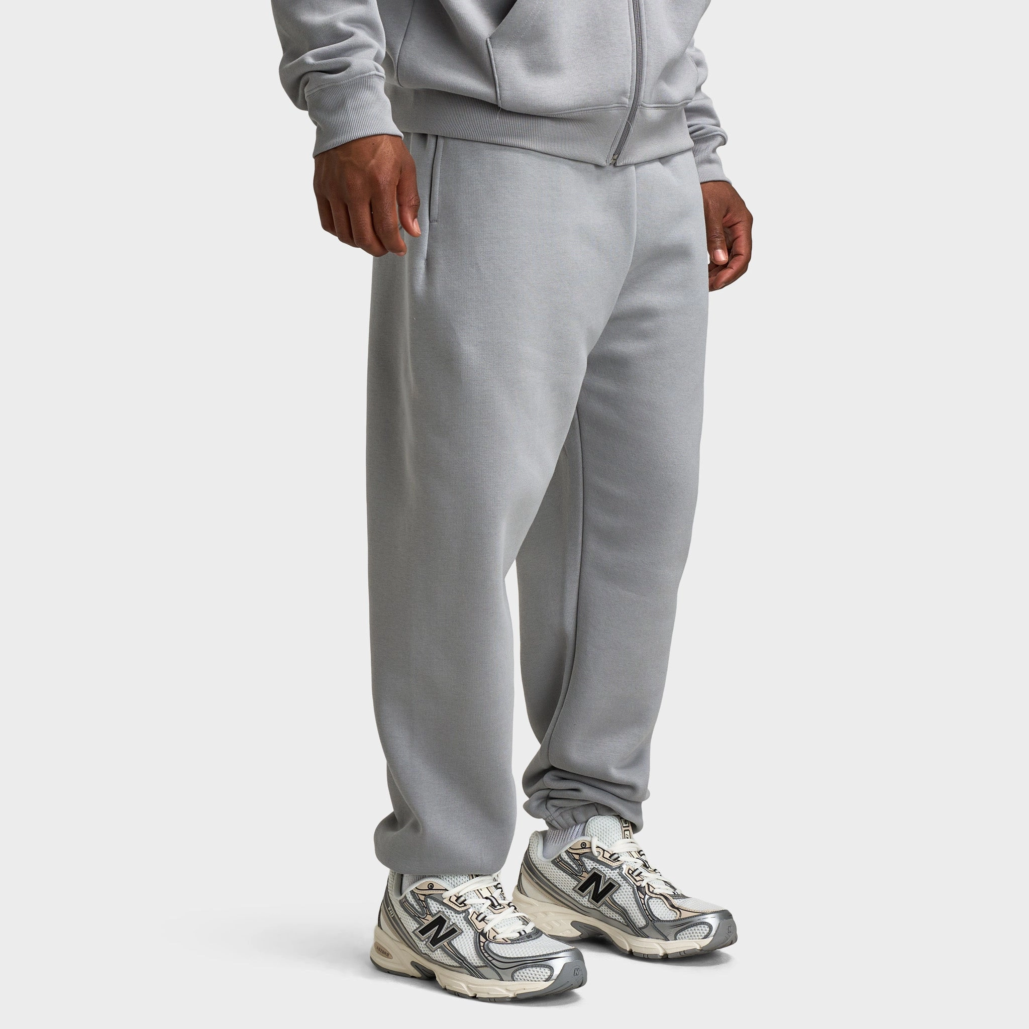 men's clothing exploration New Balance Tone Logo Cuff Jogger / Grey