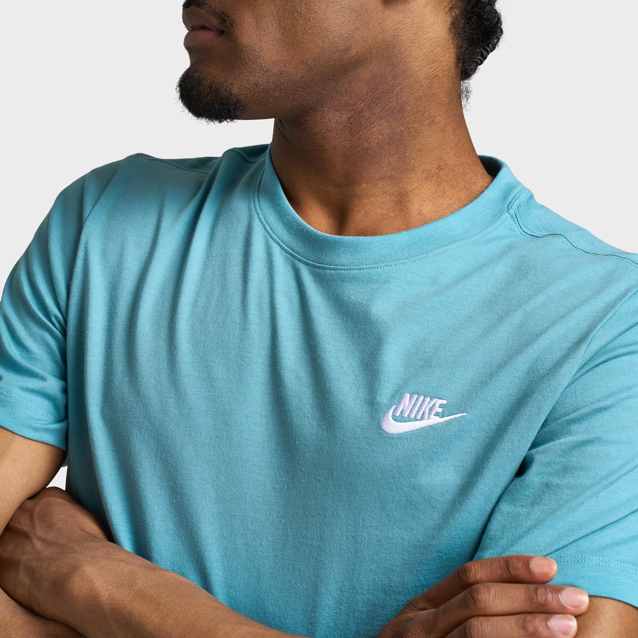 Nike Sportswear Club T-Shirt / Denim Turq vertical placement