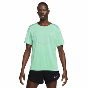hypoallergenic material Odor Resistant Fabric Nike Dri-FIT Rise 365 Shortsleeve