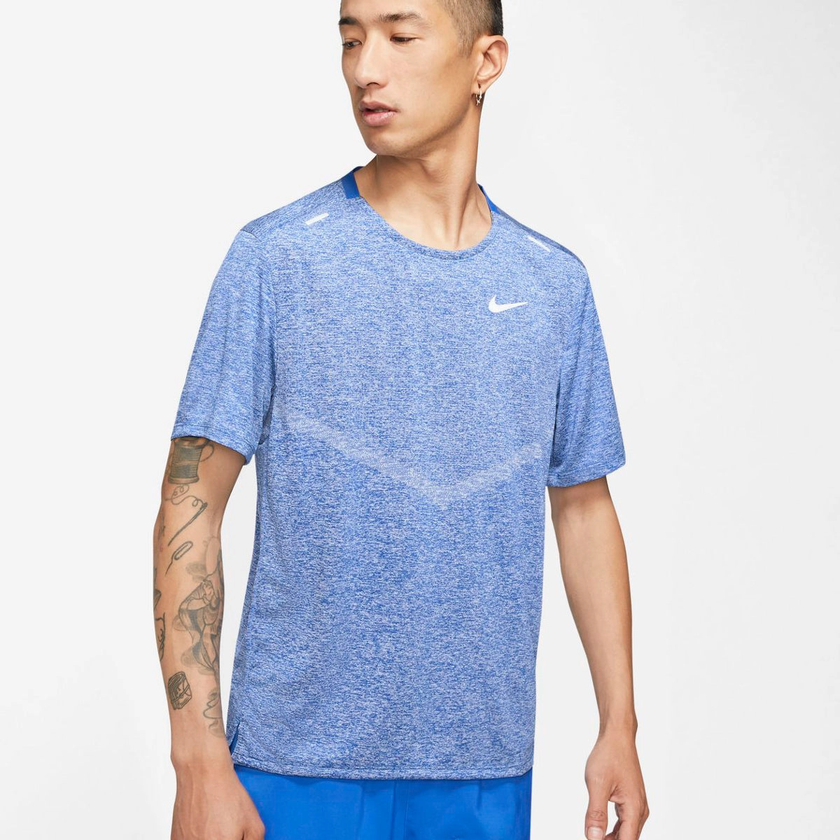 Nike Dri-FIT Rise 365 Shortsleeve Reinforced Shoulder Seams