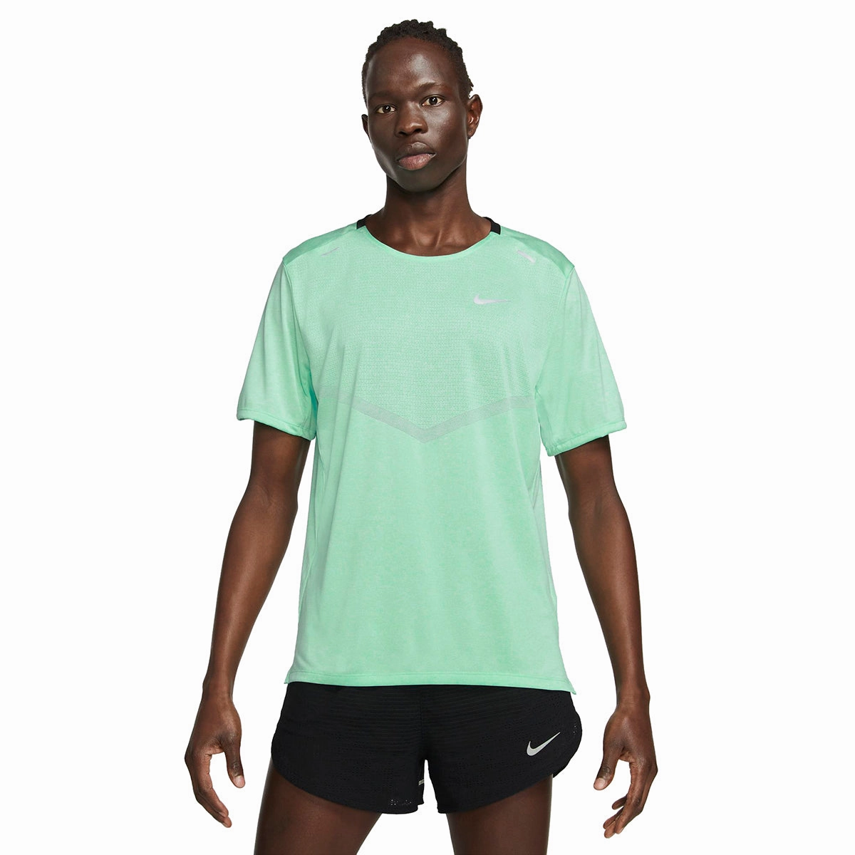 Hydrophobic Threadwork SoftBrushed Nike Dri-FIT Rise 365 Shortsleeve