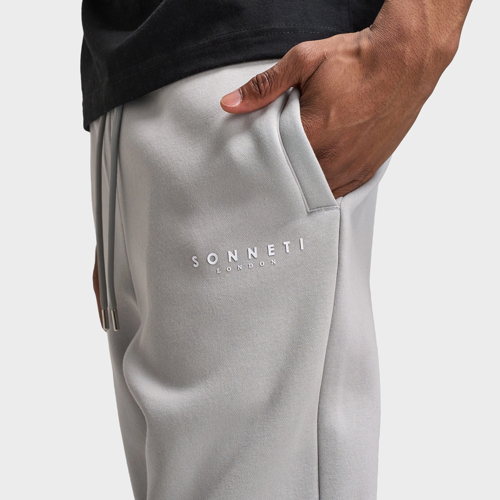 Customer Service Sonneti London Fleece Joggers / High Rise