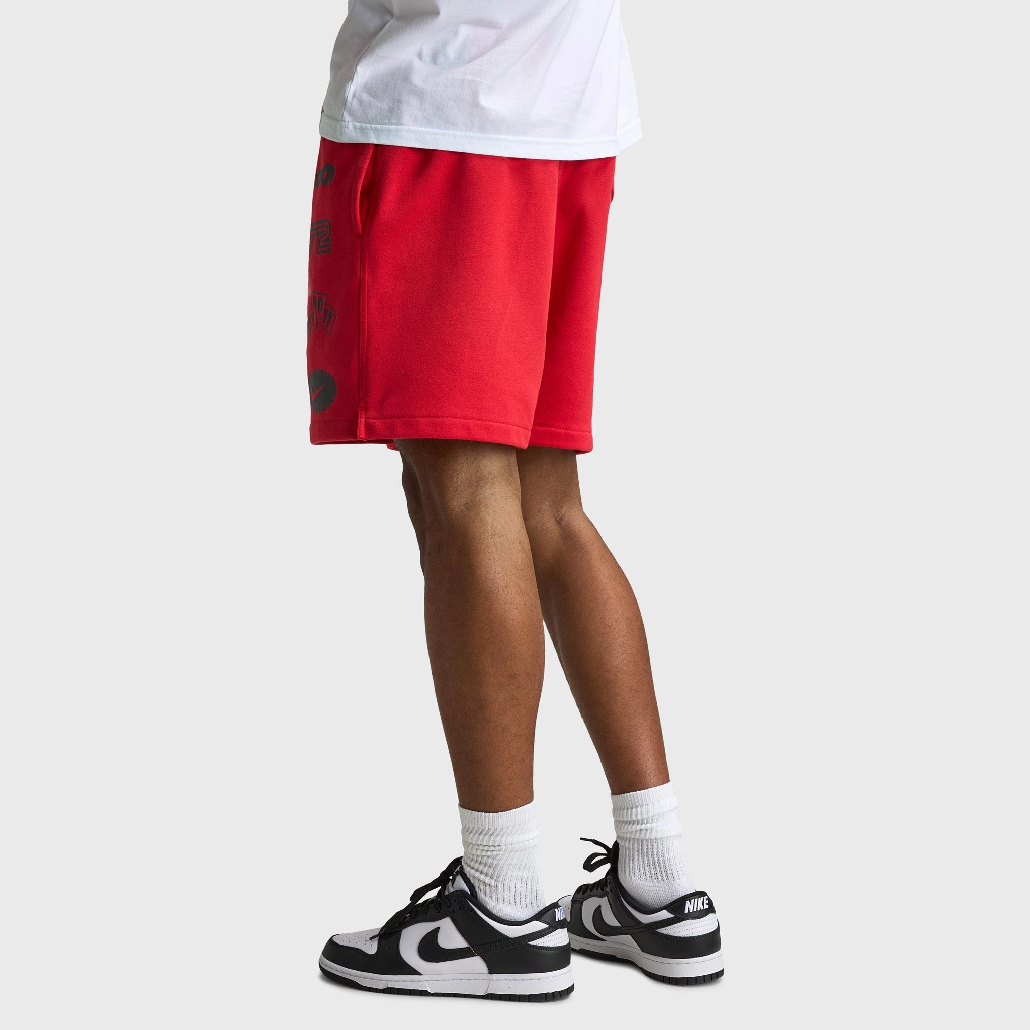 Athletic Silhouette cargo style Nike Club French Terry Flow Cycle Shorts University Red / Black - Black