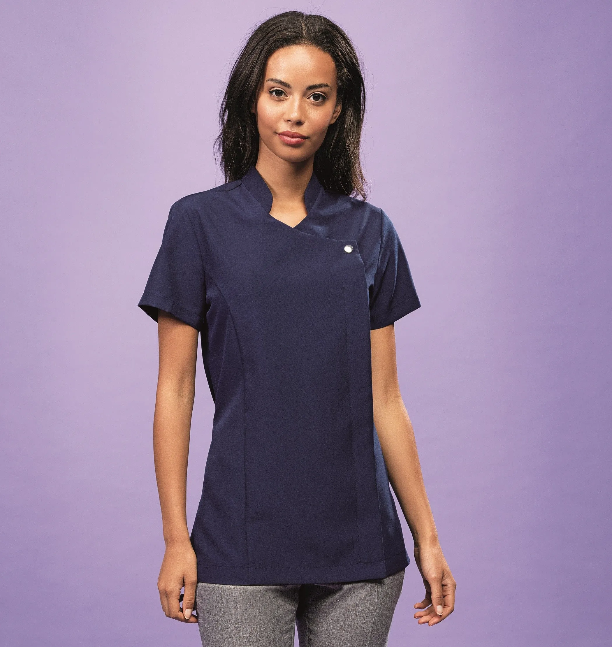 Light Core Digital Glow Blossom Beauty & Spa Tunic | BLACK