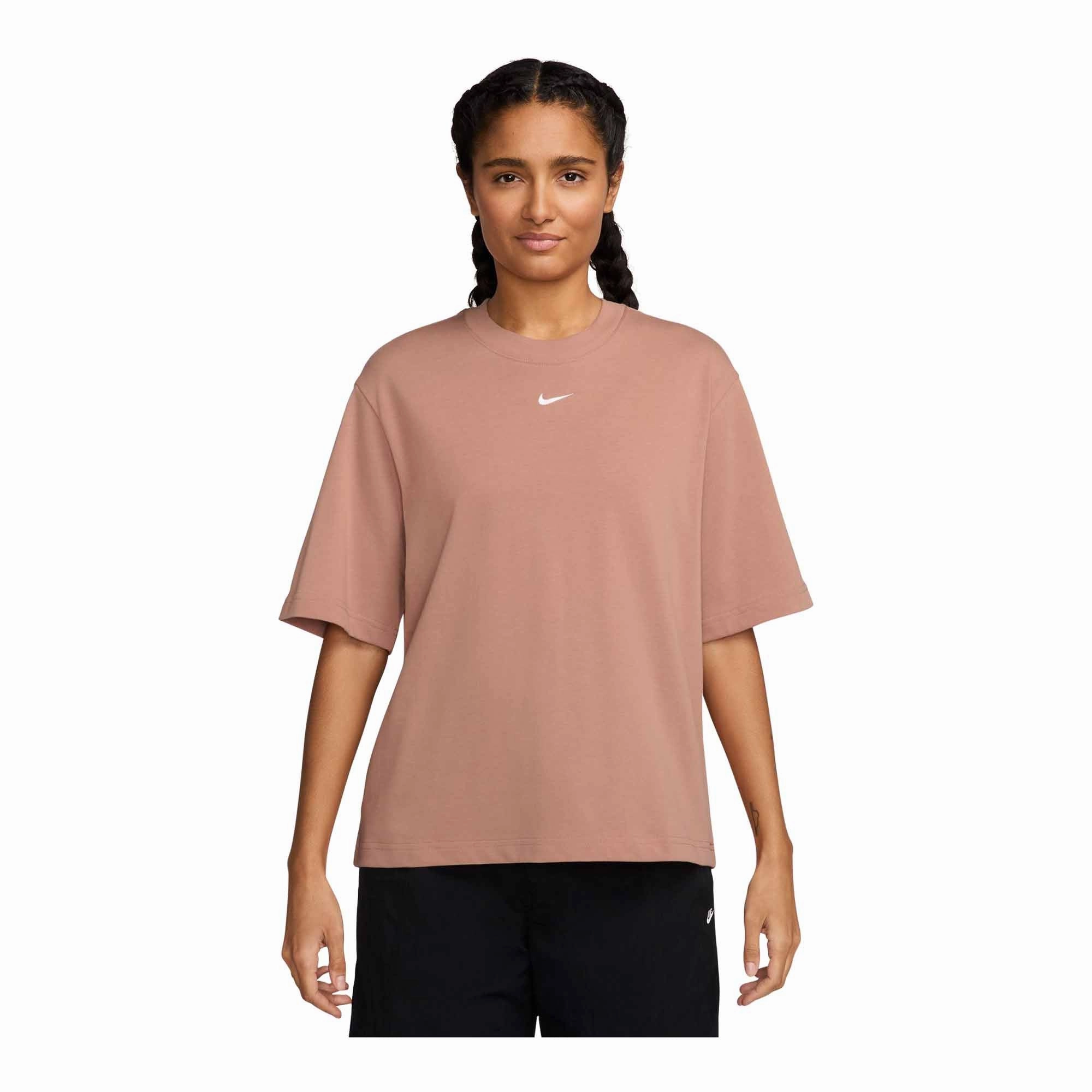 DoubleLayered Structure Nike Sportswear Essential Women's Boxy T-Shirt