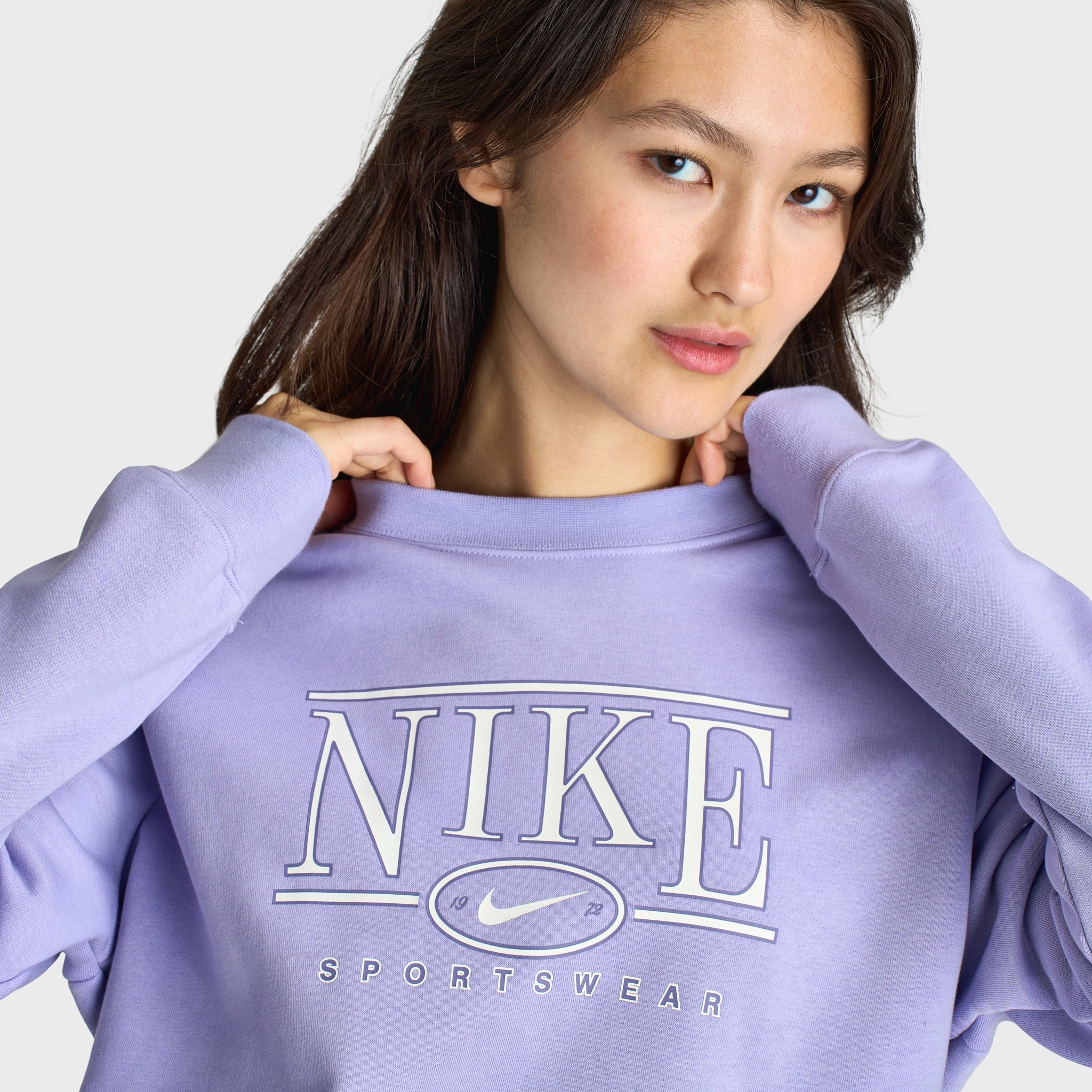 Rain Guard color block Nike Sportswear Women's Logo Crewneck / Lilac Ice