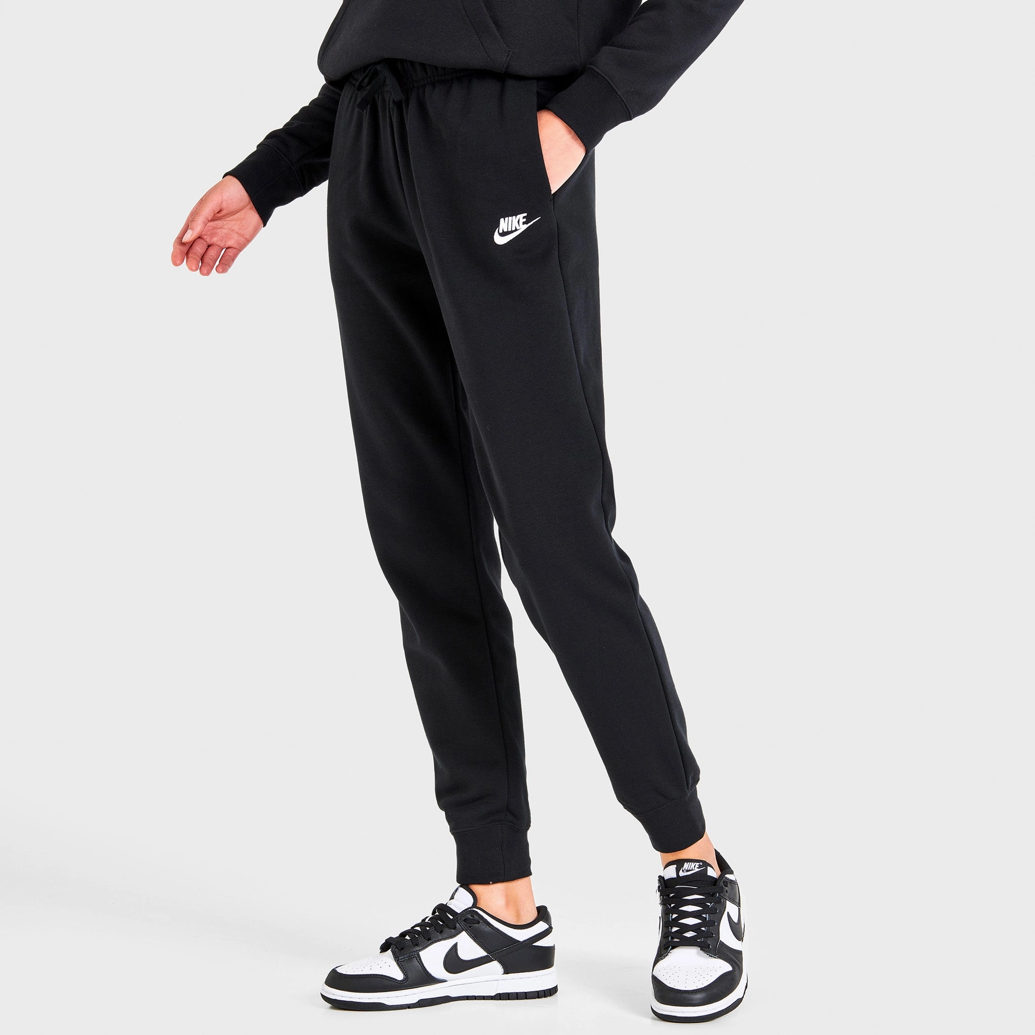 Color Retention Wrinkle-Resistant Nike Sportswear Club Fleece Women's Mid-Rise Joggers Black / White