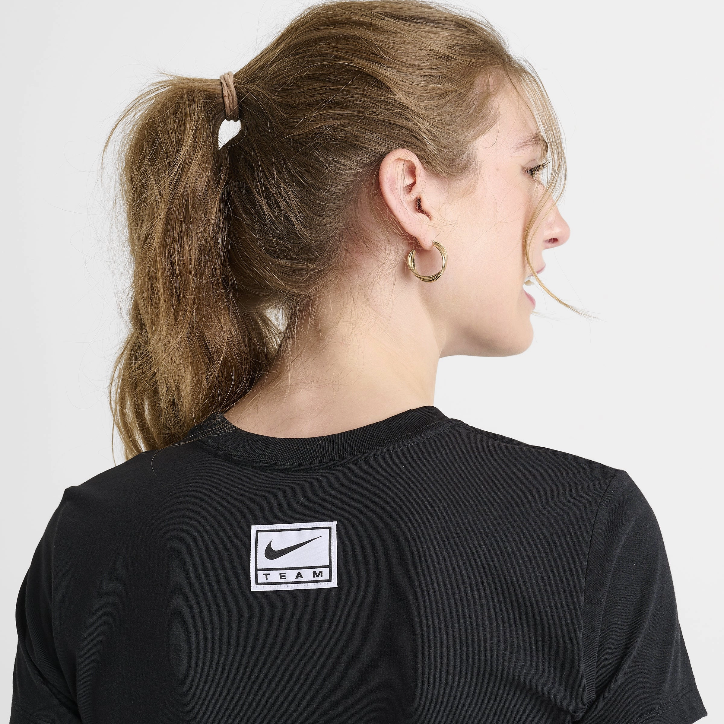 Nike Women's Slim Crop T-Shirt / Black Fresh Style