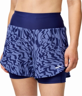 stripe design Brooks 5 Inch Chaser 2 In 1 Womens Running Shorts - Blue