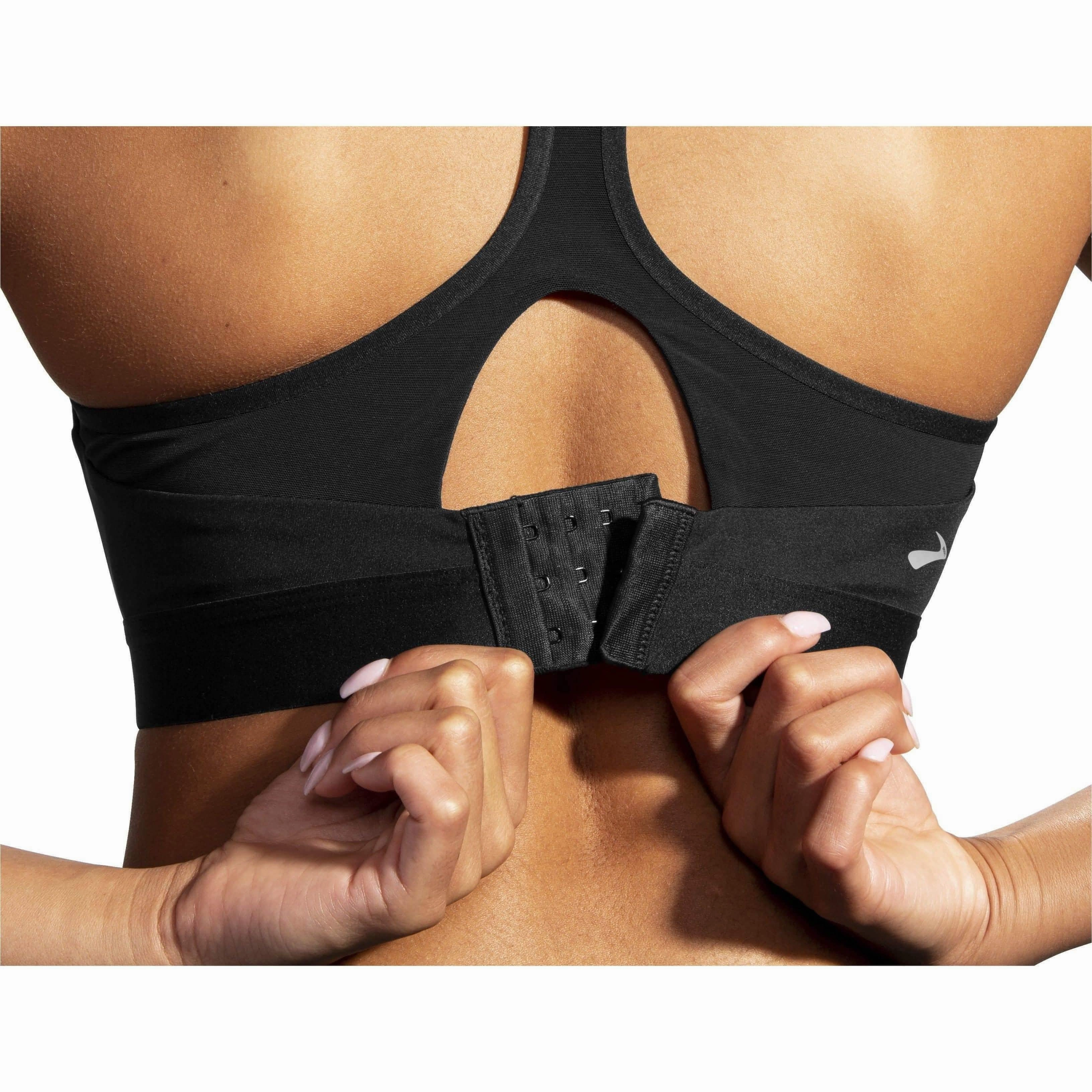 Brooks Dare Racerback Womens Sports Bra - Black Fitness enthusiast apparel Odor-resistant