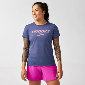 Drop Shoulder Design Brooks Women's Distance Short Sleeve 3.0