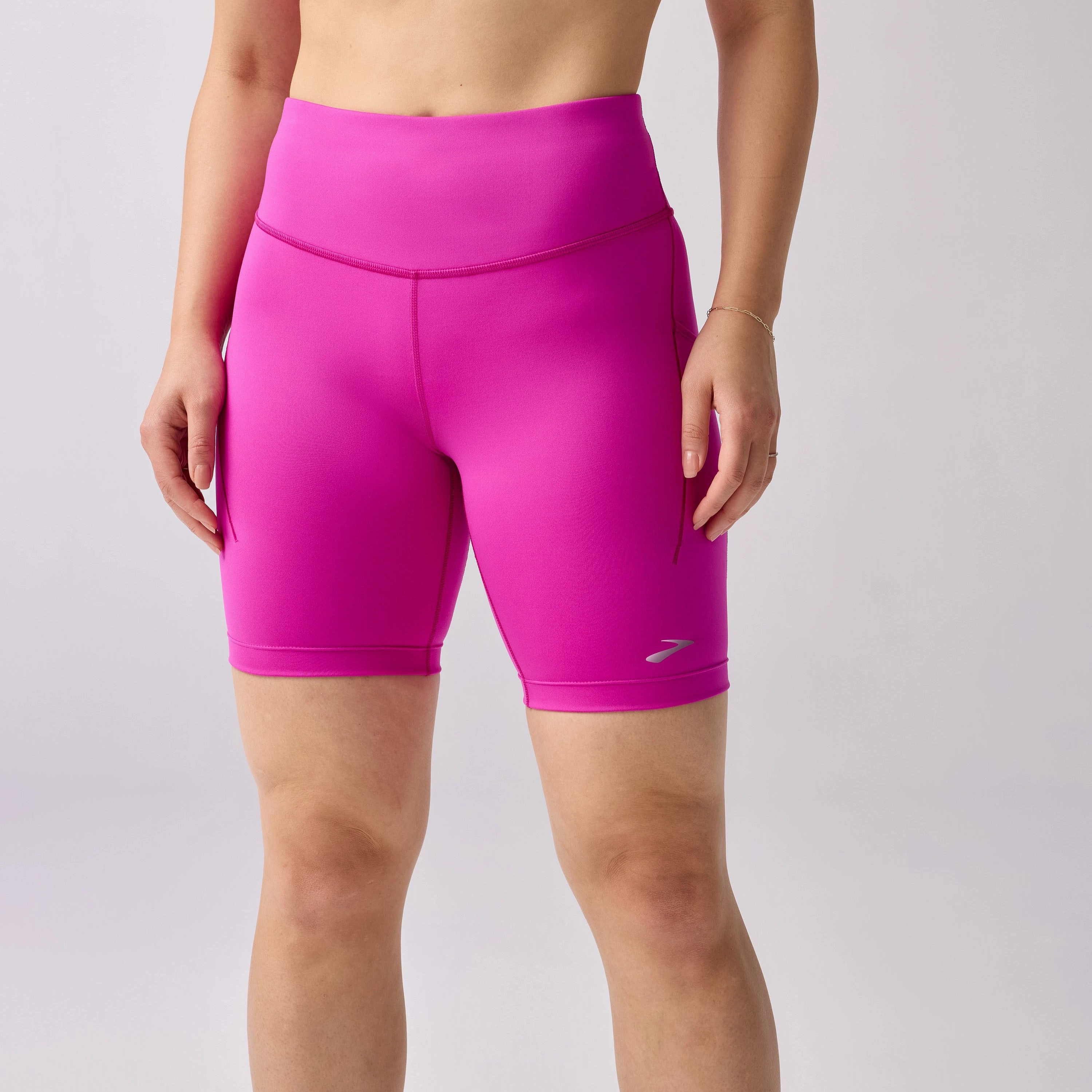 Brooks Women's Spark 8" Short Tight Flatlock stitching