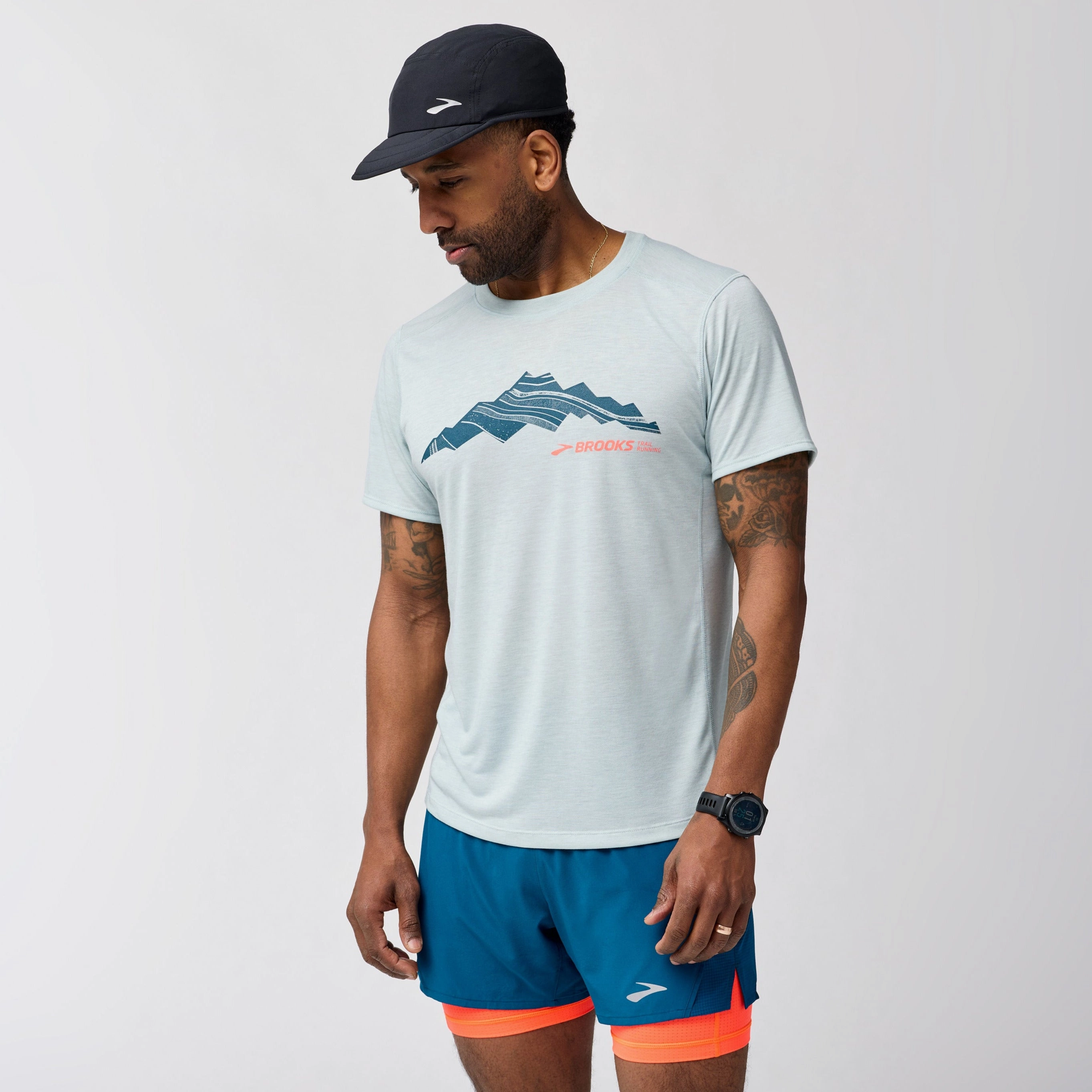 Brooks Men's Distance Short Sleeve 3.0 Street Trend Cozy Fit