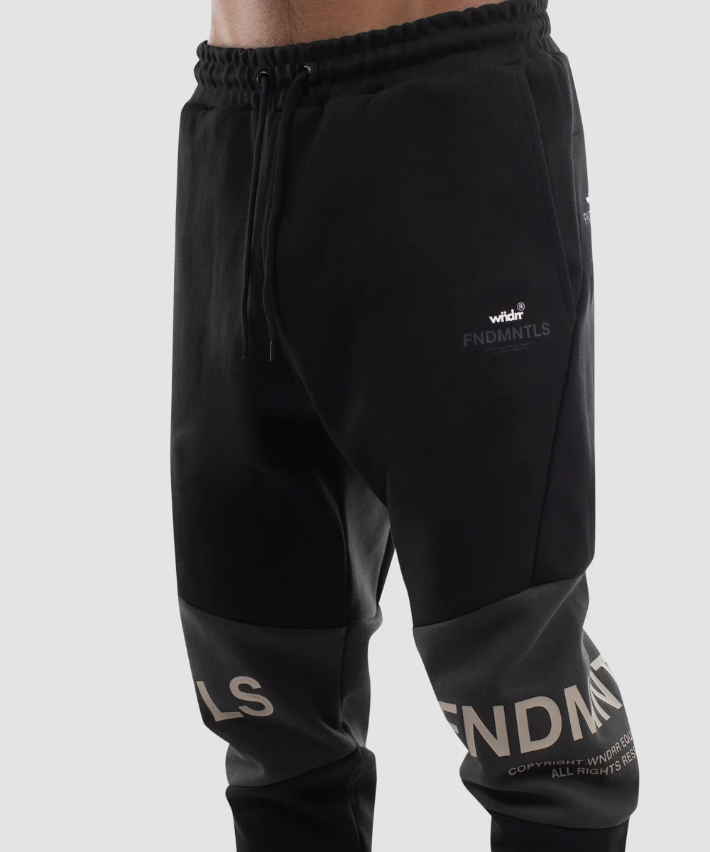 WNDRR East End Tech Trackpants (Black) Play Mode