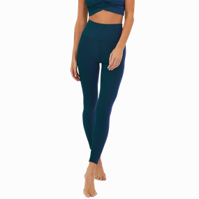 Side slits Beach Riot Tayler 7/8 Legging