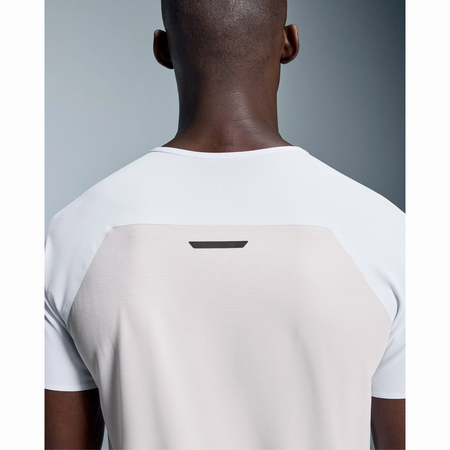 Soul Ease Stage Feel Men's Performance Tee White / Silver