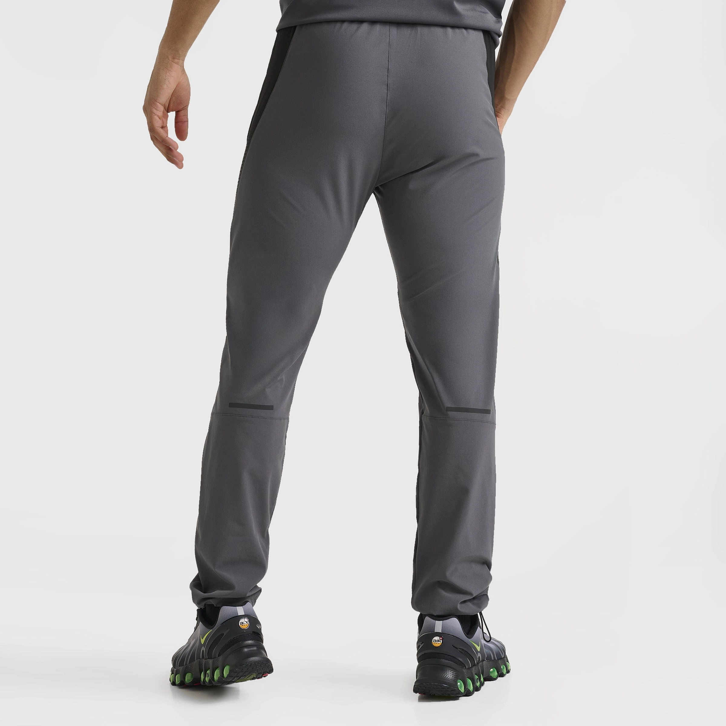 Sonneti Elbrus Pants / Turbulence AbrasionResistant Coating Training Clothes