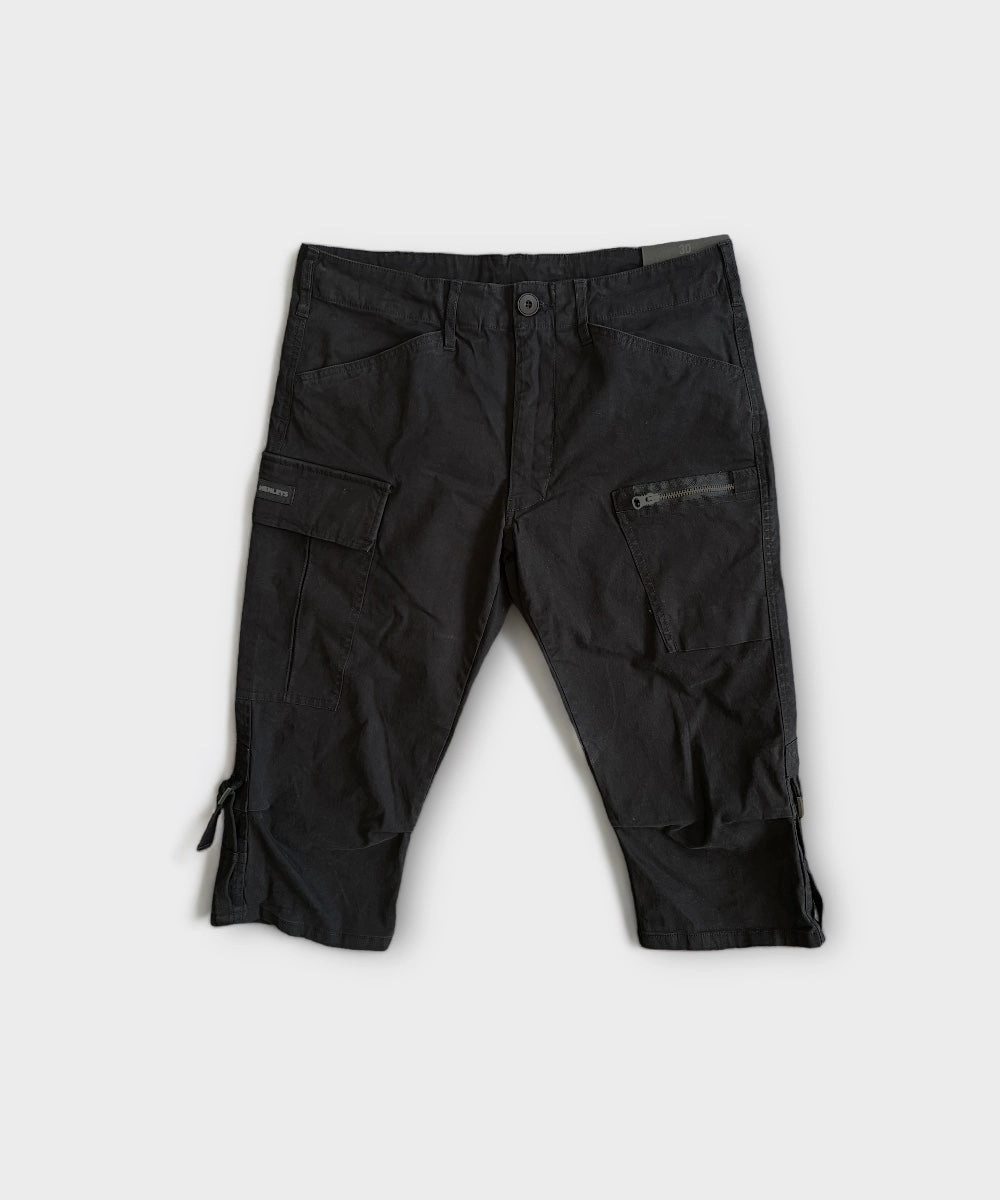 Henleys Vulture Cropped Pants (Black) Light Flow