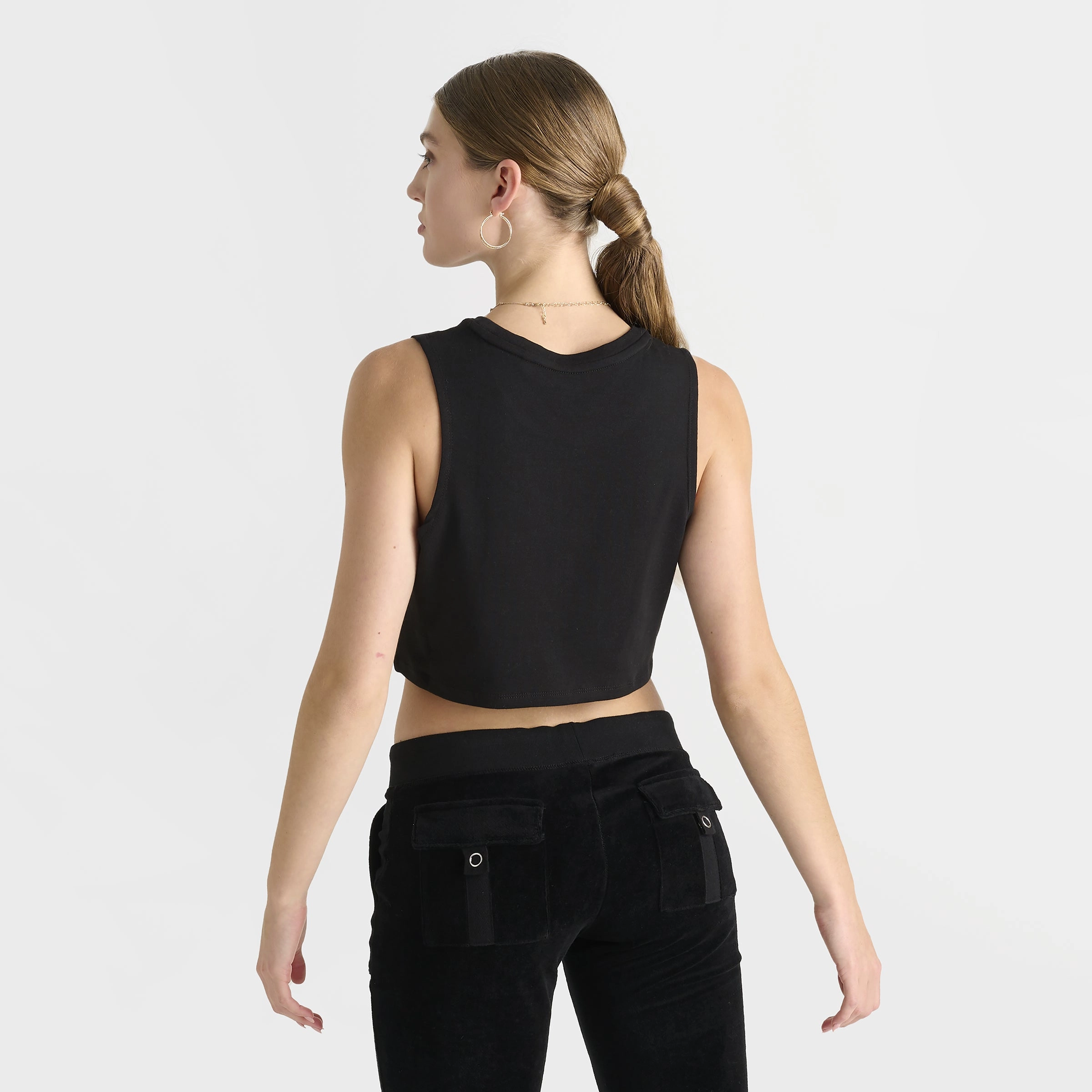 Juicy Couture Women's Cropped Fitted Graphic Tank / Black Easy Comfort Lightweight Layer