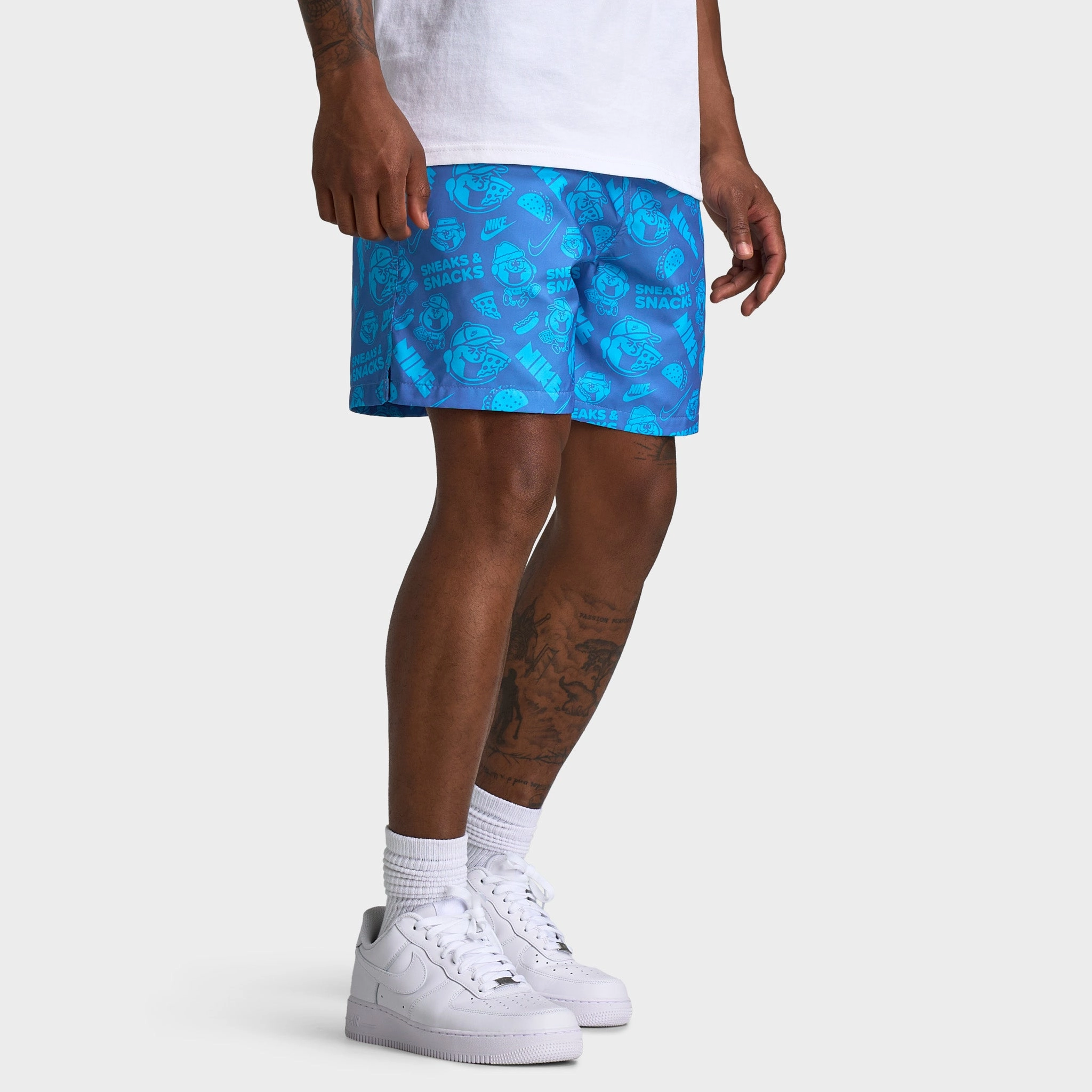 Nike Club Woven Flow Shorts Blue Beyond / Baltic Blue - White Abrasion Resistant Edges