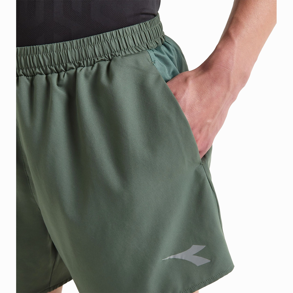 Mesh Glow Diadora Super Light Shorts 5"