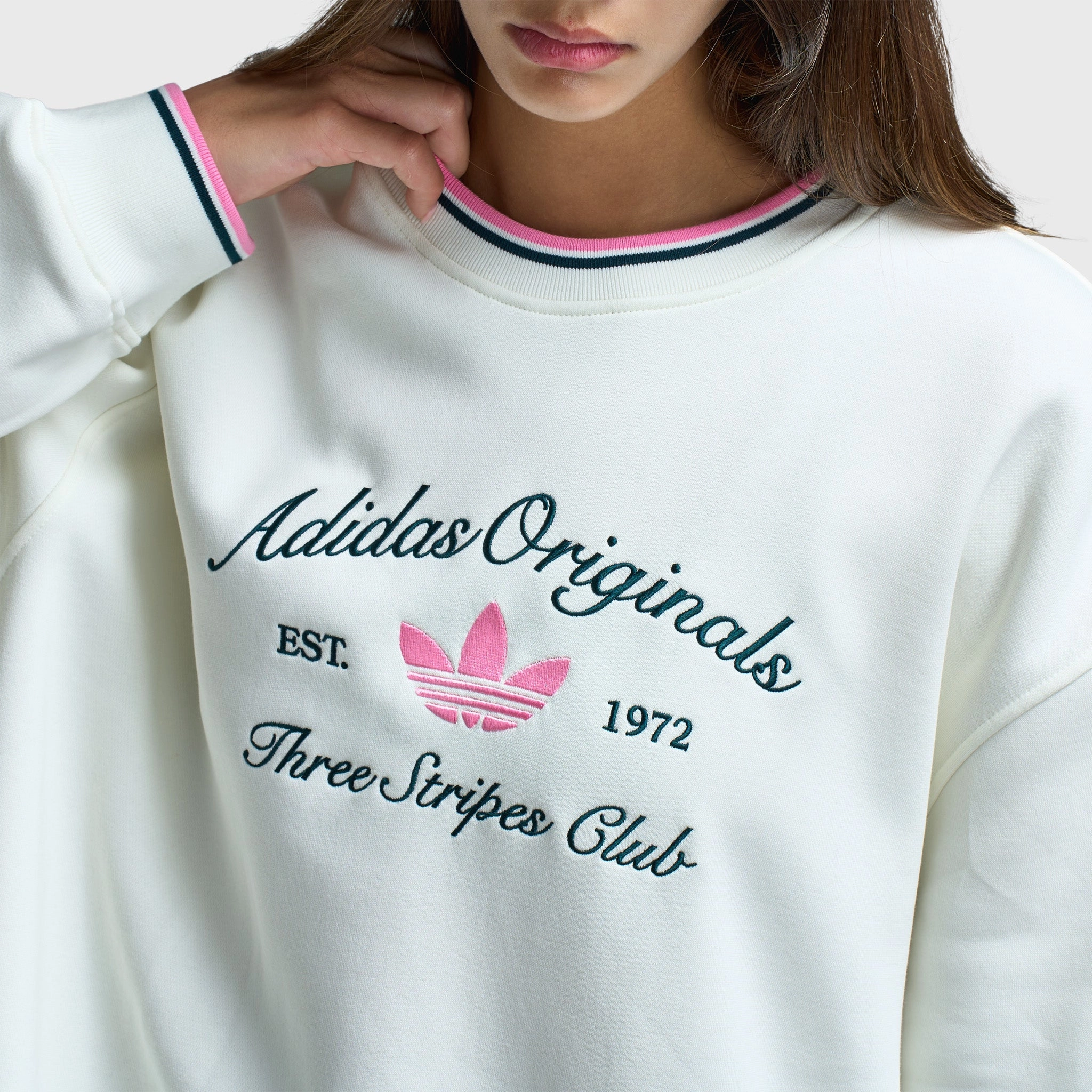 Stay Dry Interior adidas Originals Women's Oversized Crewneck / Off White