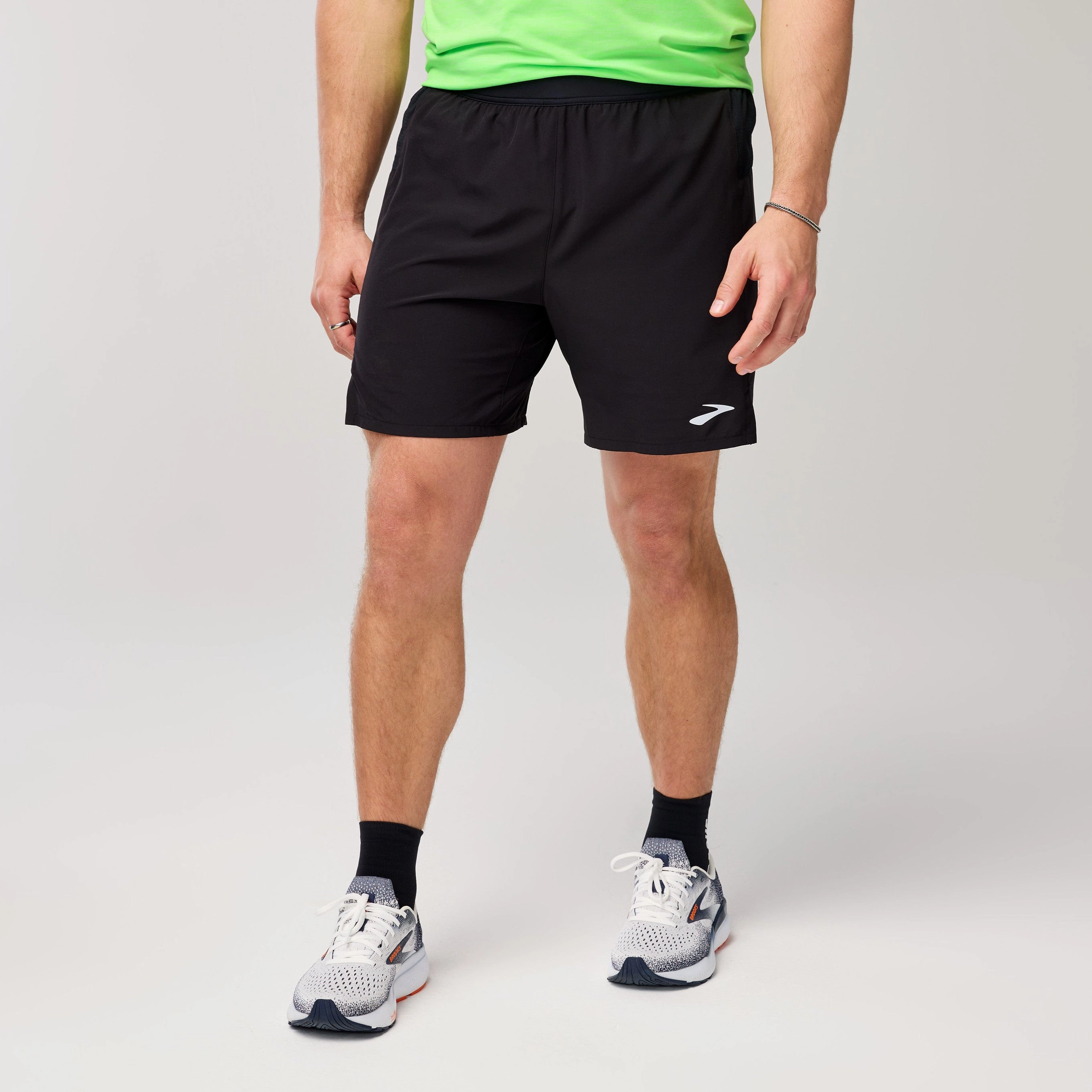 Brooks Men's Journey 7" Short Street Fashion tumble dry