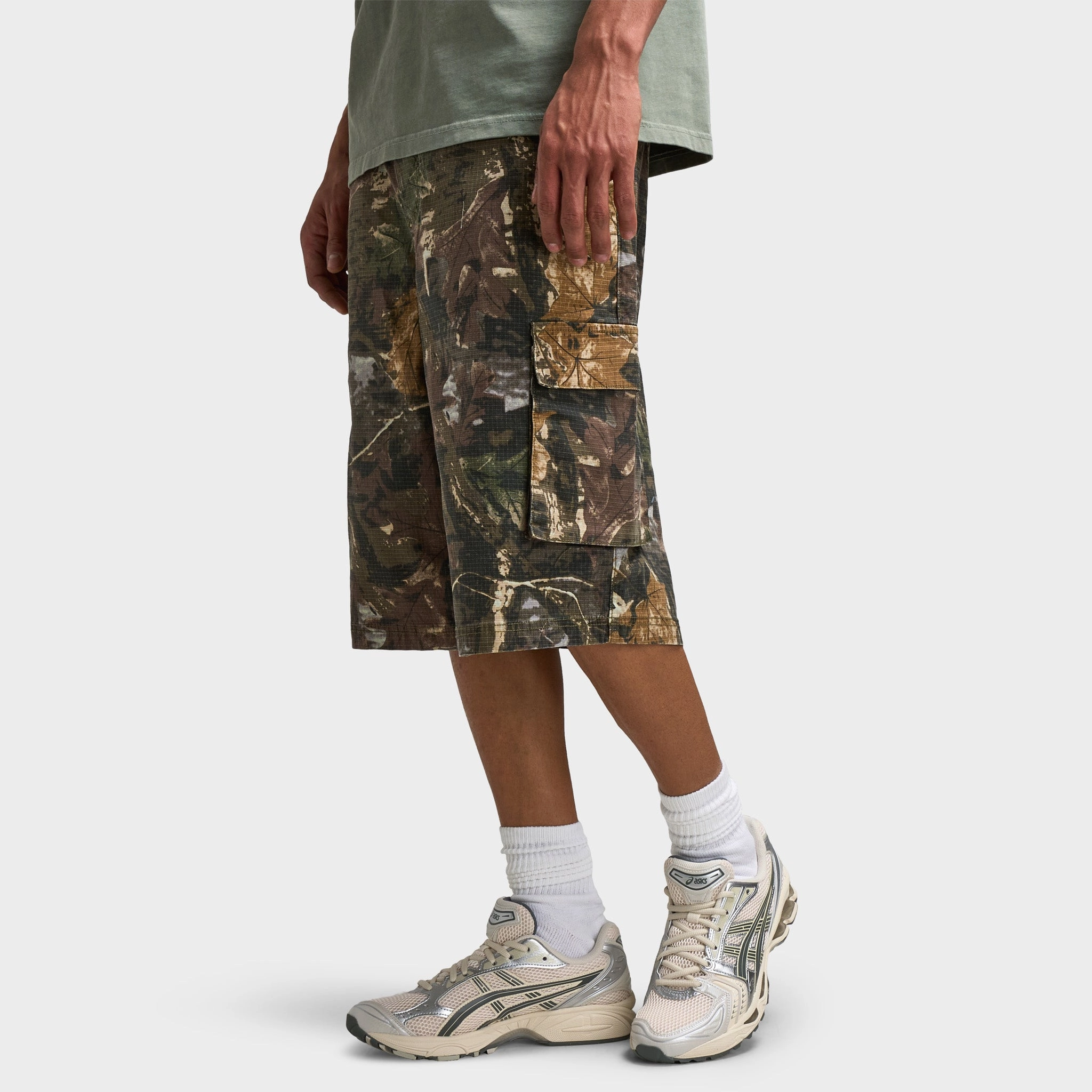 Supply & Demand Realtree Don Shorts / Vetiver Compact Packable Design