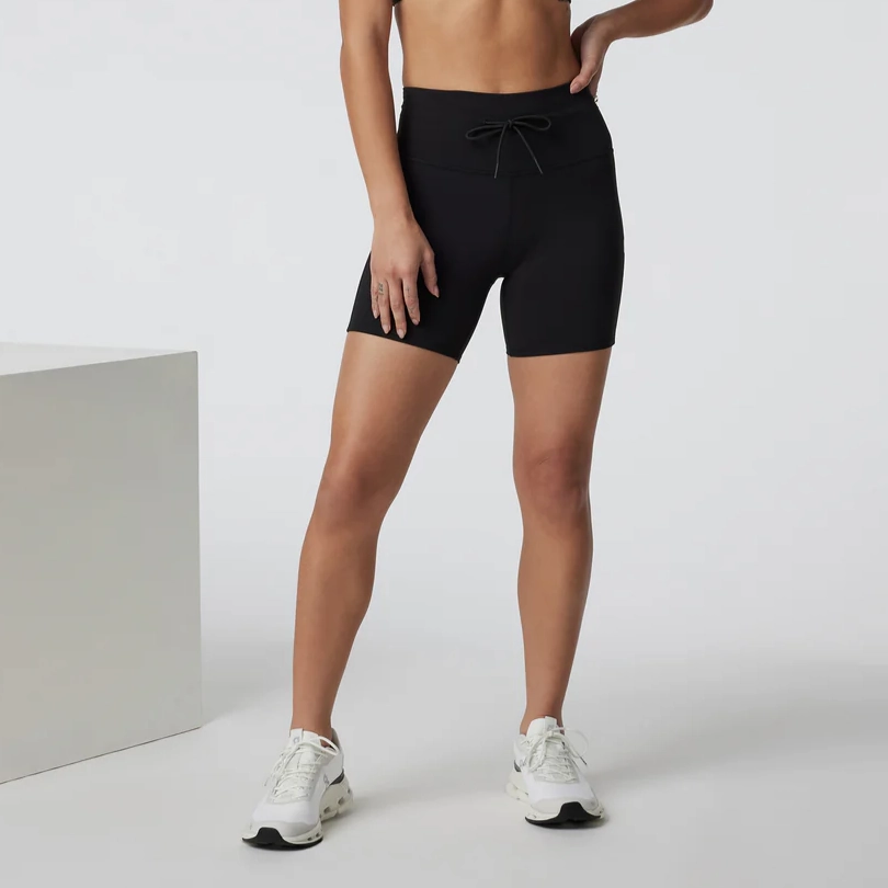 Vuori Women's Daily Short Day Off