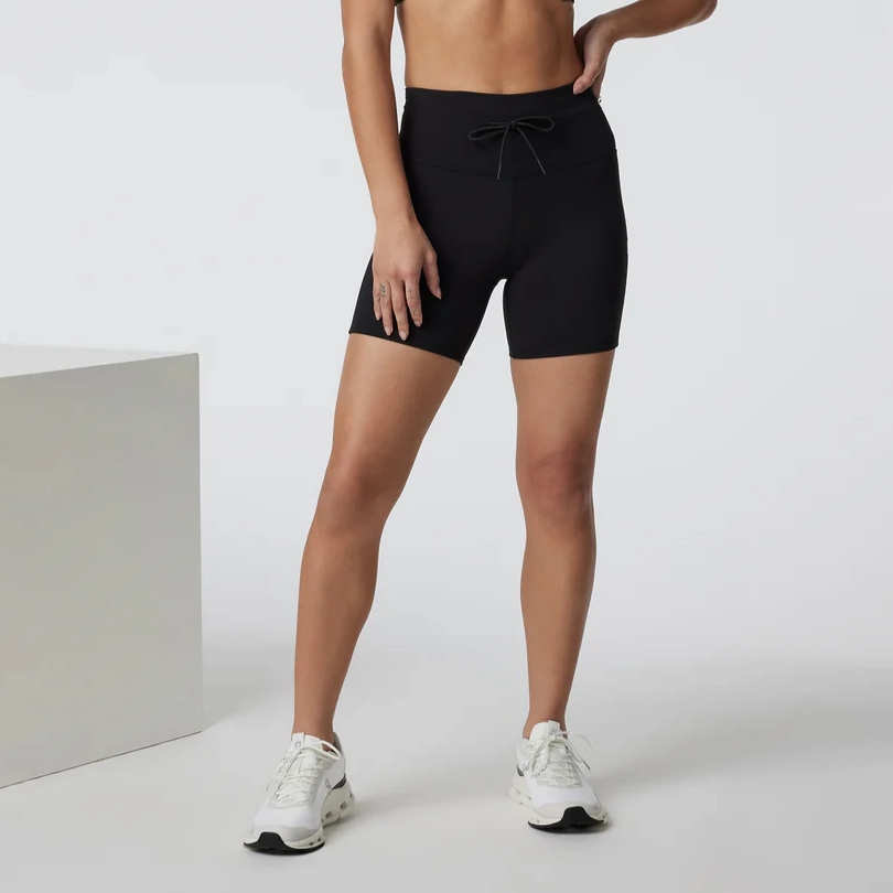 Poolside Wear Soft Layers Vuori Women's Daily Short