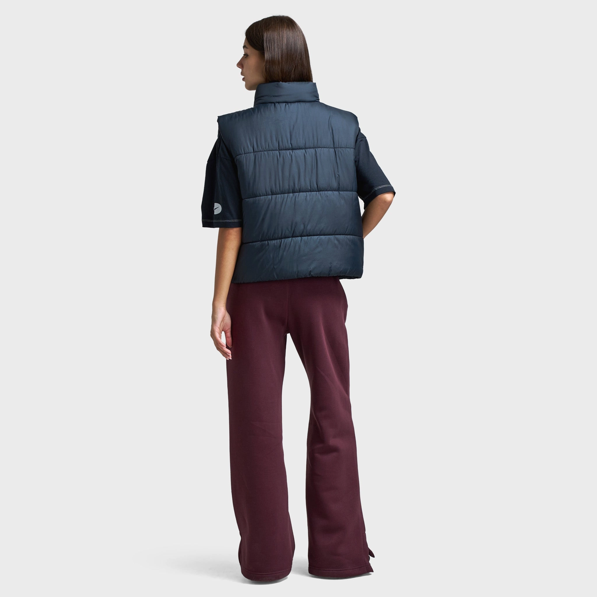 Nike Women's Therma-FIT Loose Vest / Black Utility Pockets Work Tough