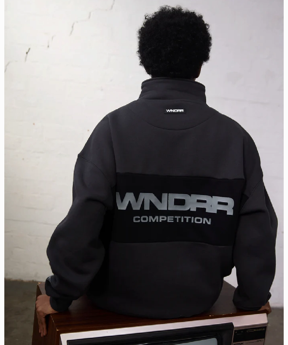 QuickDryTech Matte Fit WNDRR Frequency Panel 1/4 Zip Sweat (Faded Black)