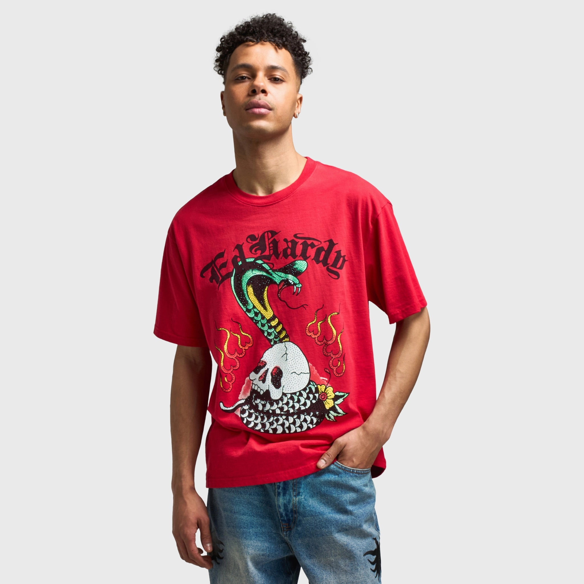 Ed Hardy Vintage Cobra Skull Graphic T-Shirt / Red cylindrical