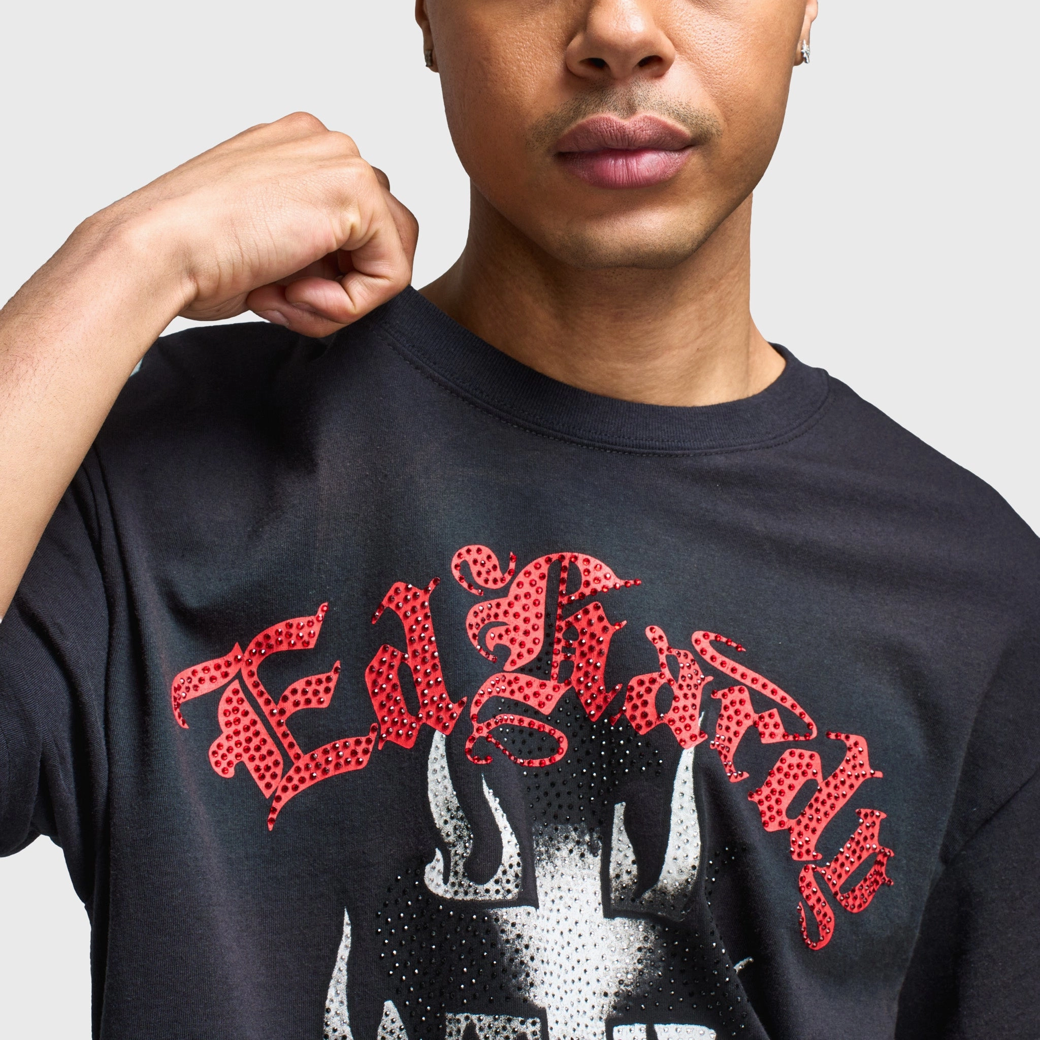 Ed Hardy Vintage Sacred Heart Graphic T-Shirt / Black Layer Lightness