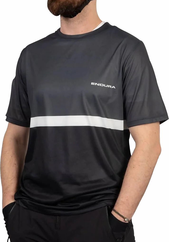 Quality WindproofLayer Endura SingleTrack Core II Short Sleeve Mens Cycling Jersey - Black