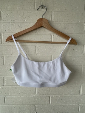 Fabletics Sports Bra Size Medium Youth Glow CompactPackability