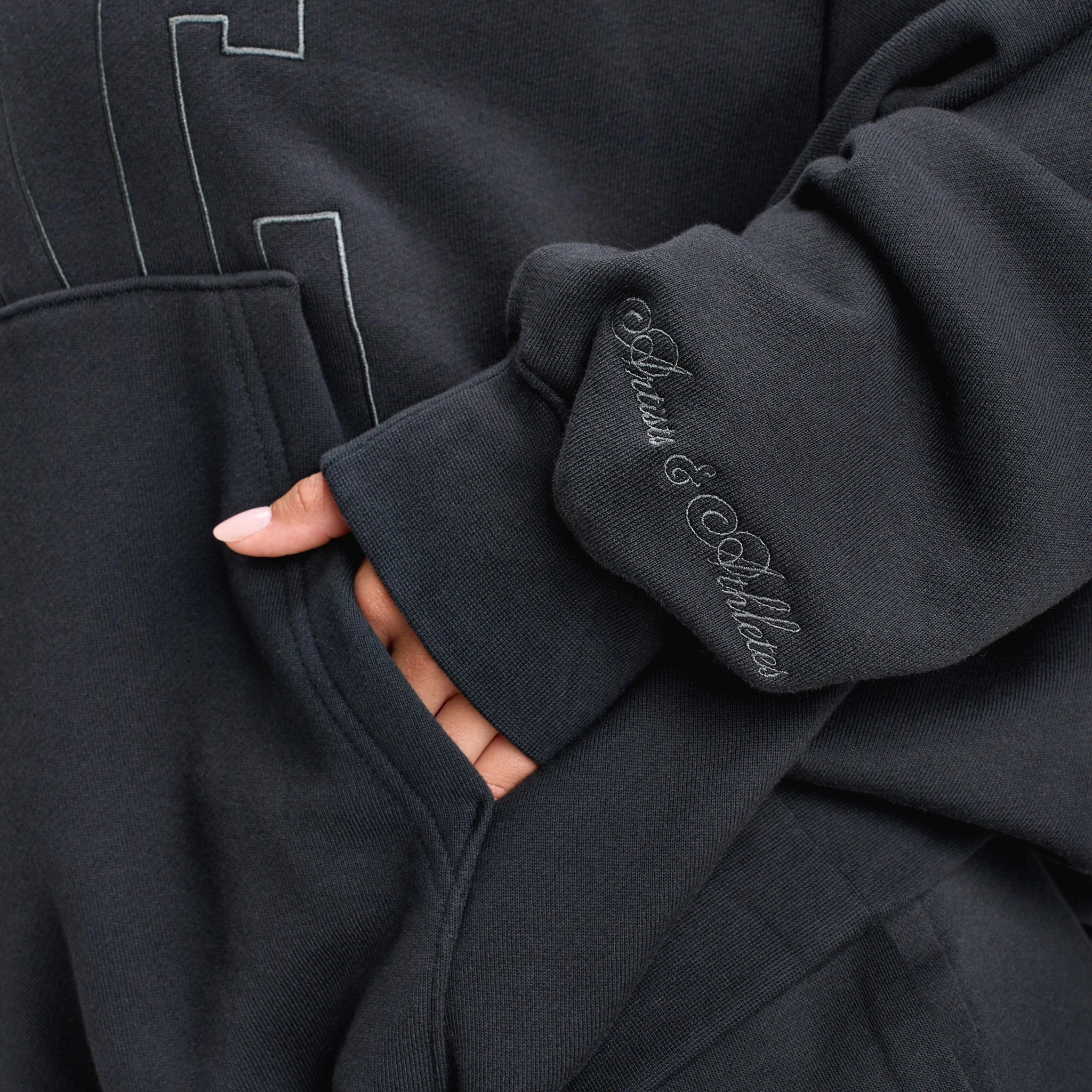 Warm Fit Nike Sportswear Women's Over-Oversized French Terry Pullover Hoodie Black / Anthracite