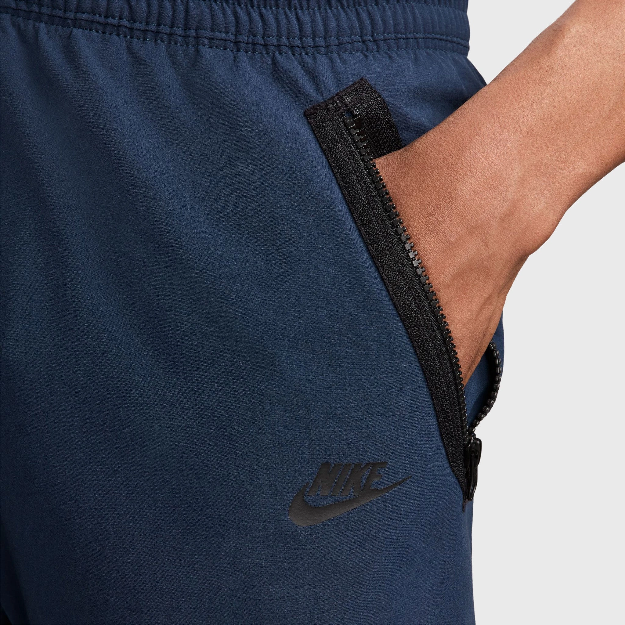 MoistureControlLiners Nike Sportswear Air Max Woven Cargo Pants Armory Navy / Dk Smoke / Black