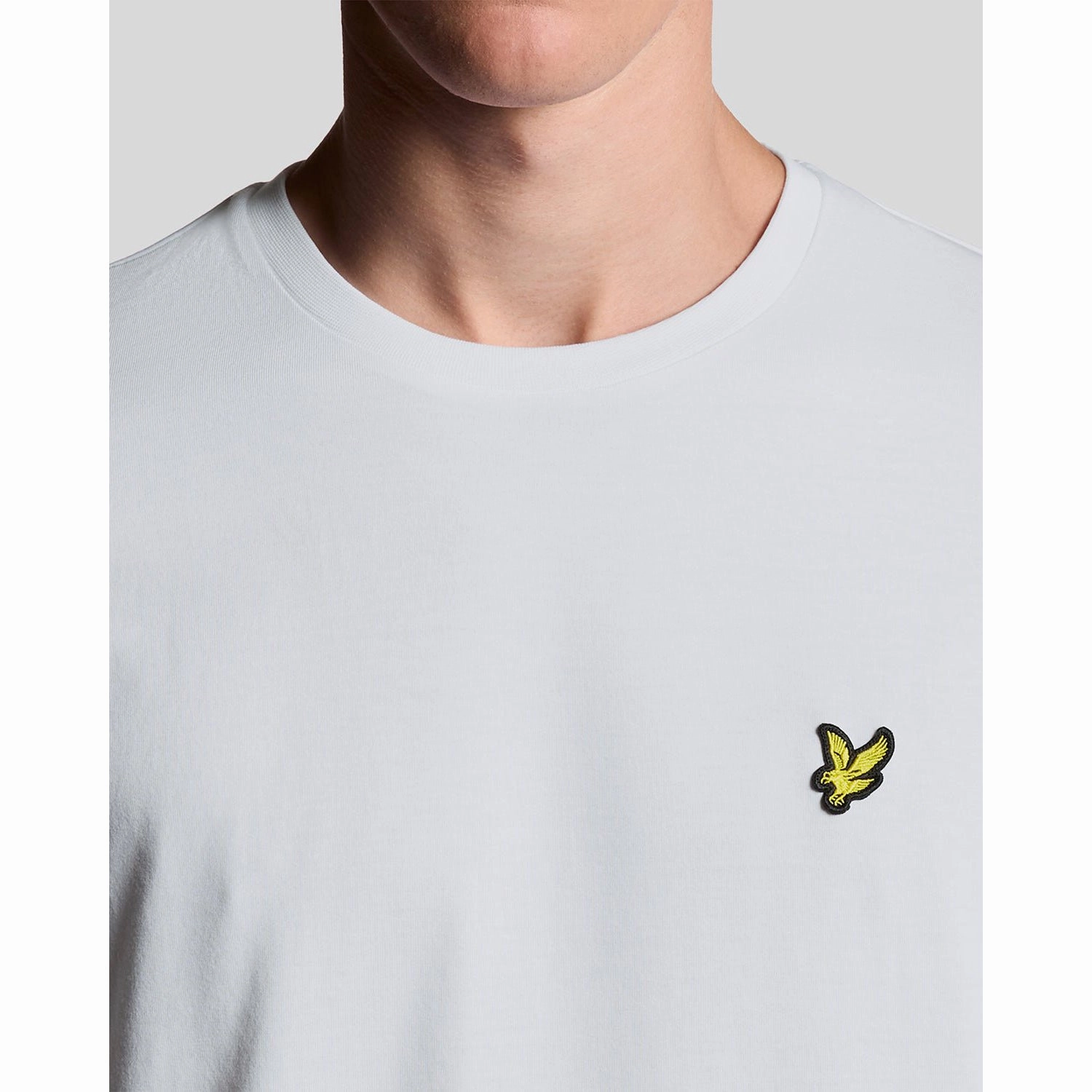 Lyle & Scott Plain Golf T-Shirt - White Breathable knit Contrast Trim Detail