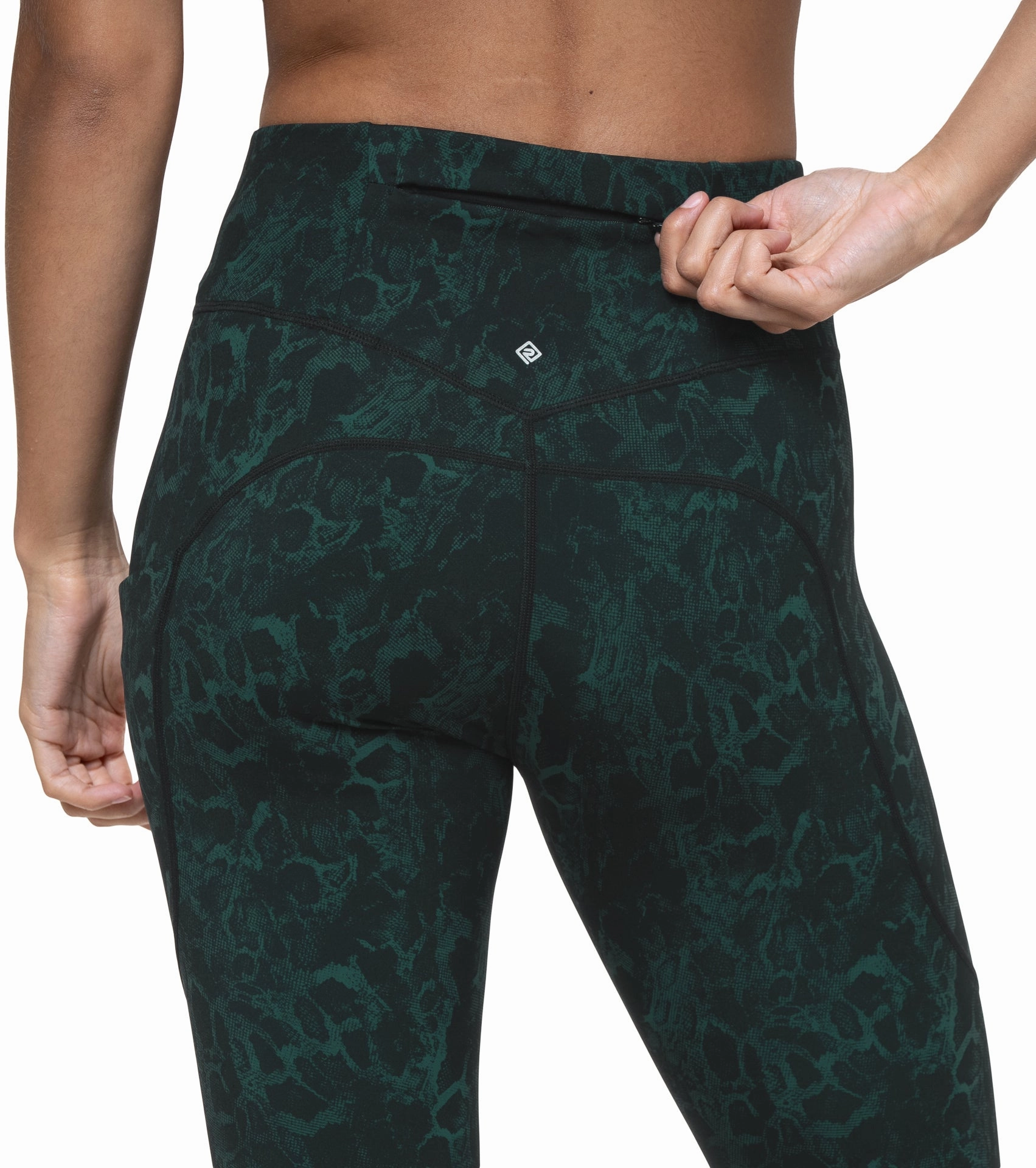 Easy to move in Ronhill Tech Womens 7/8 Running Tights - Green
