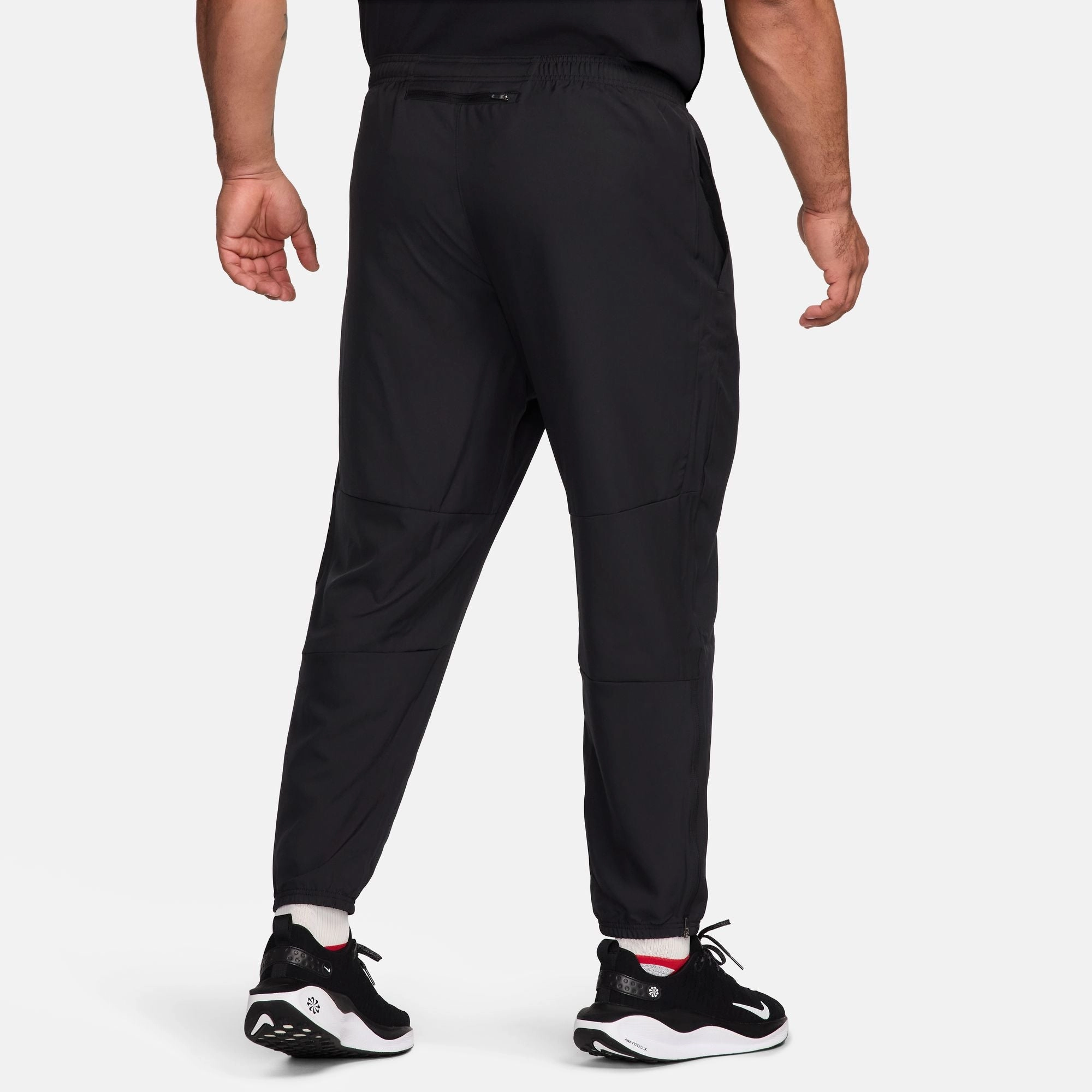 Nike Men's Dri-FIT Challenger Woven Pants Black / Black UVProtectionFabric