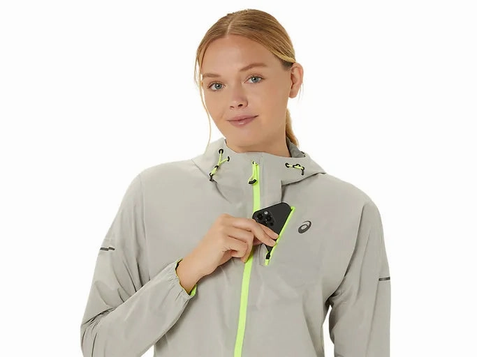 Fur Fit Woman's FujiTrail Waterproof Jacket